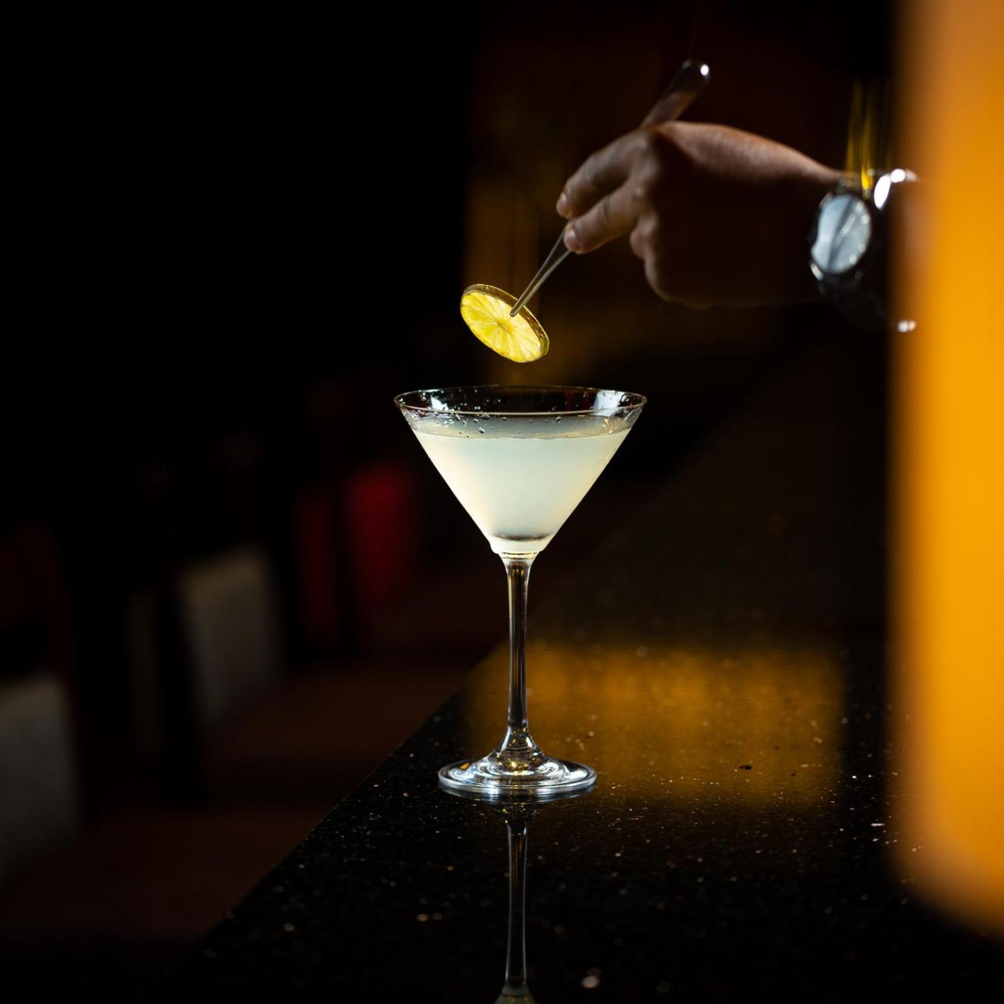 bar