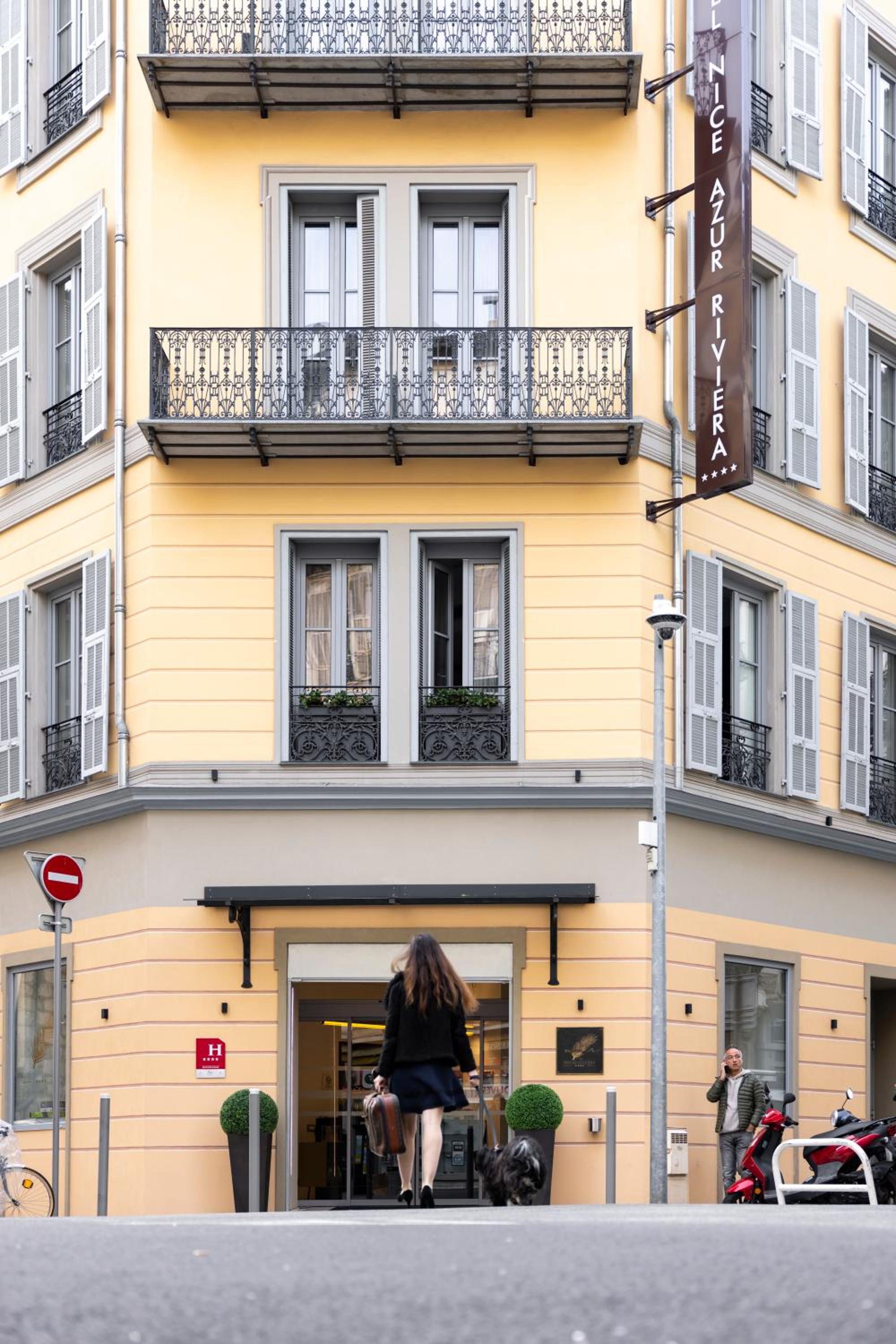 Hotel Hôtel Nice Azur Riviera - Image 1