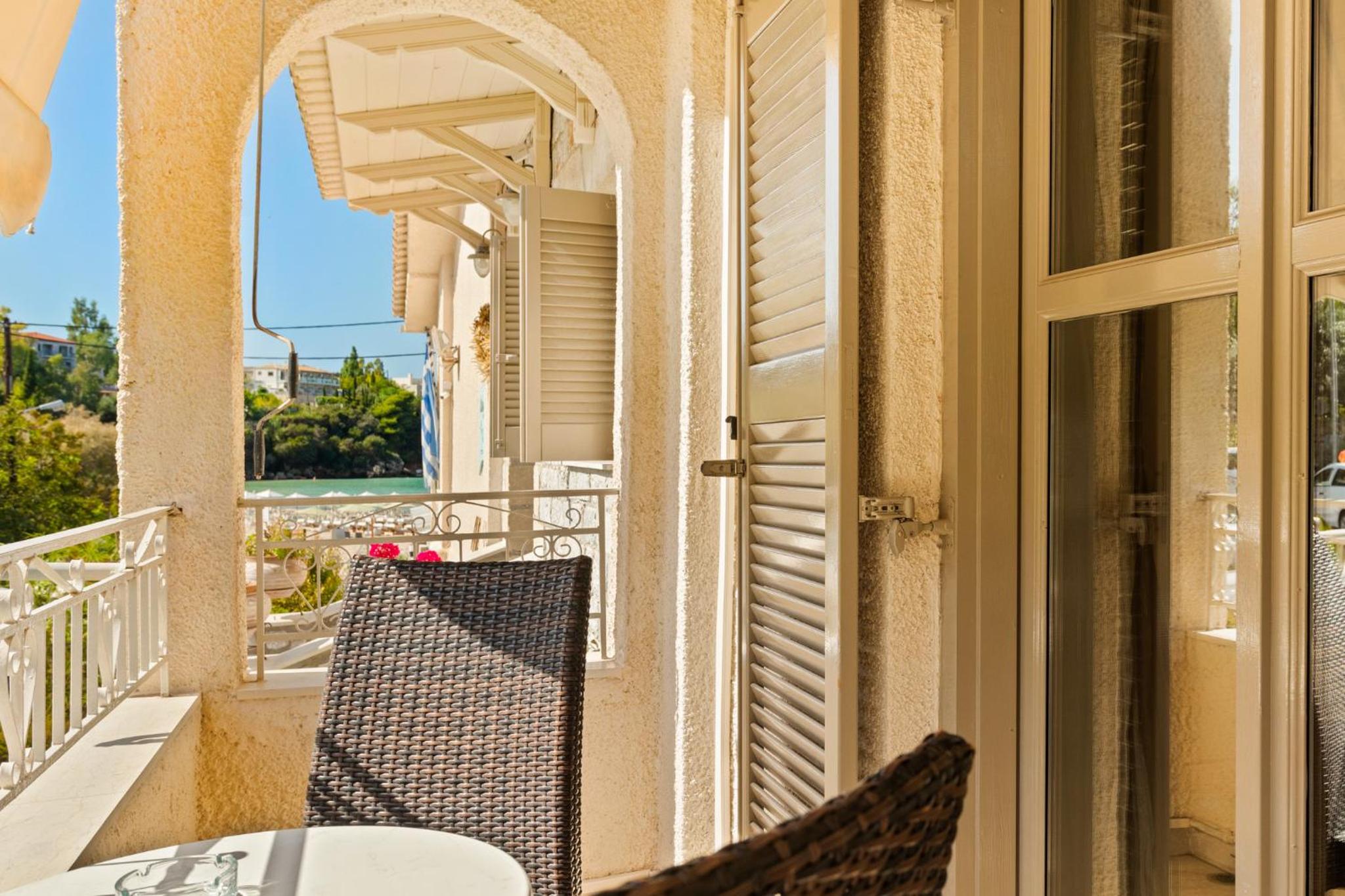 Balcony & Terrace