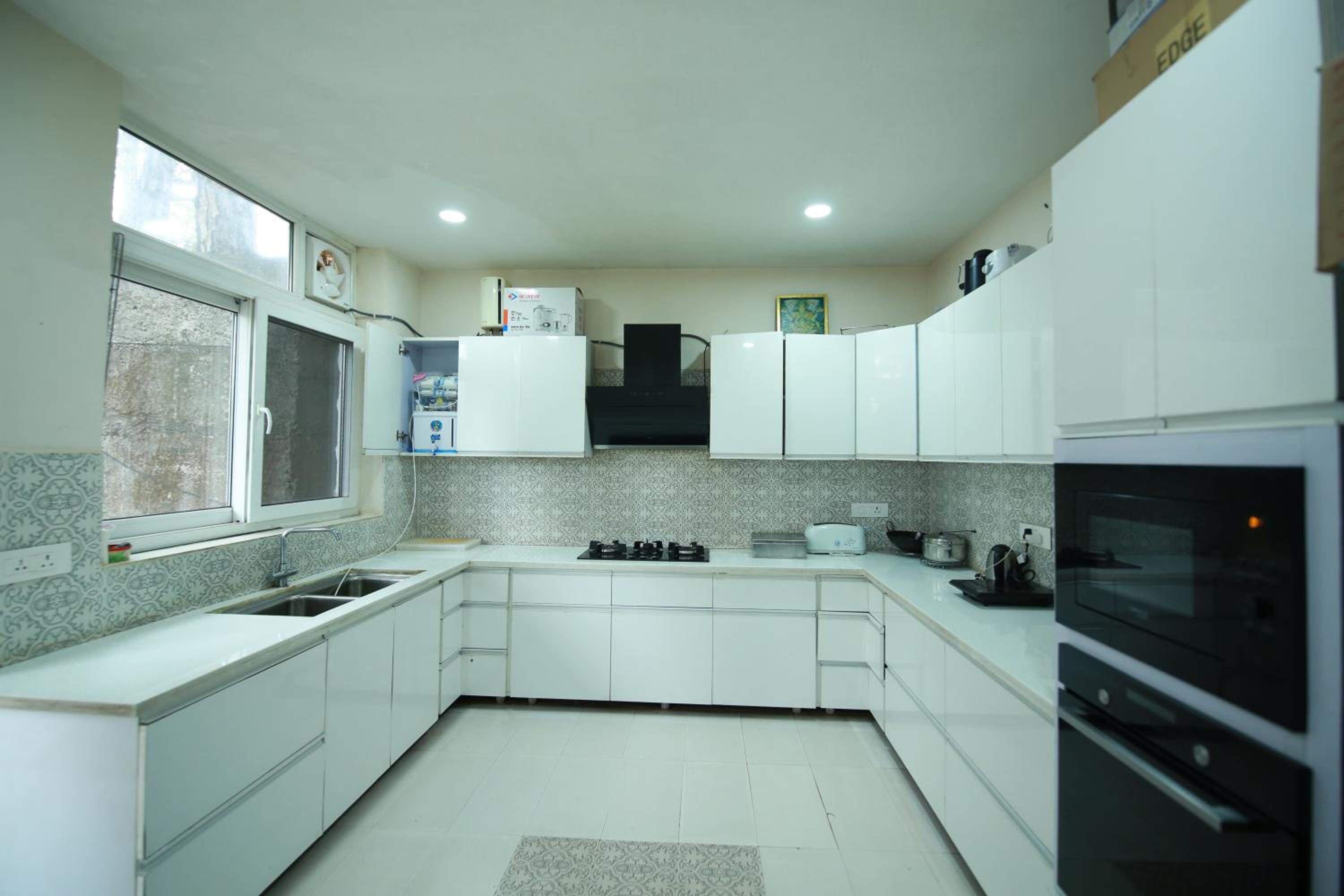 Alpviram Villa, 4 Bhk En-suite villa with elevator view 3