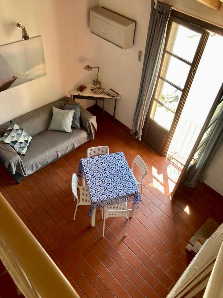 Sea View Apartment view 5