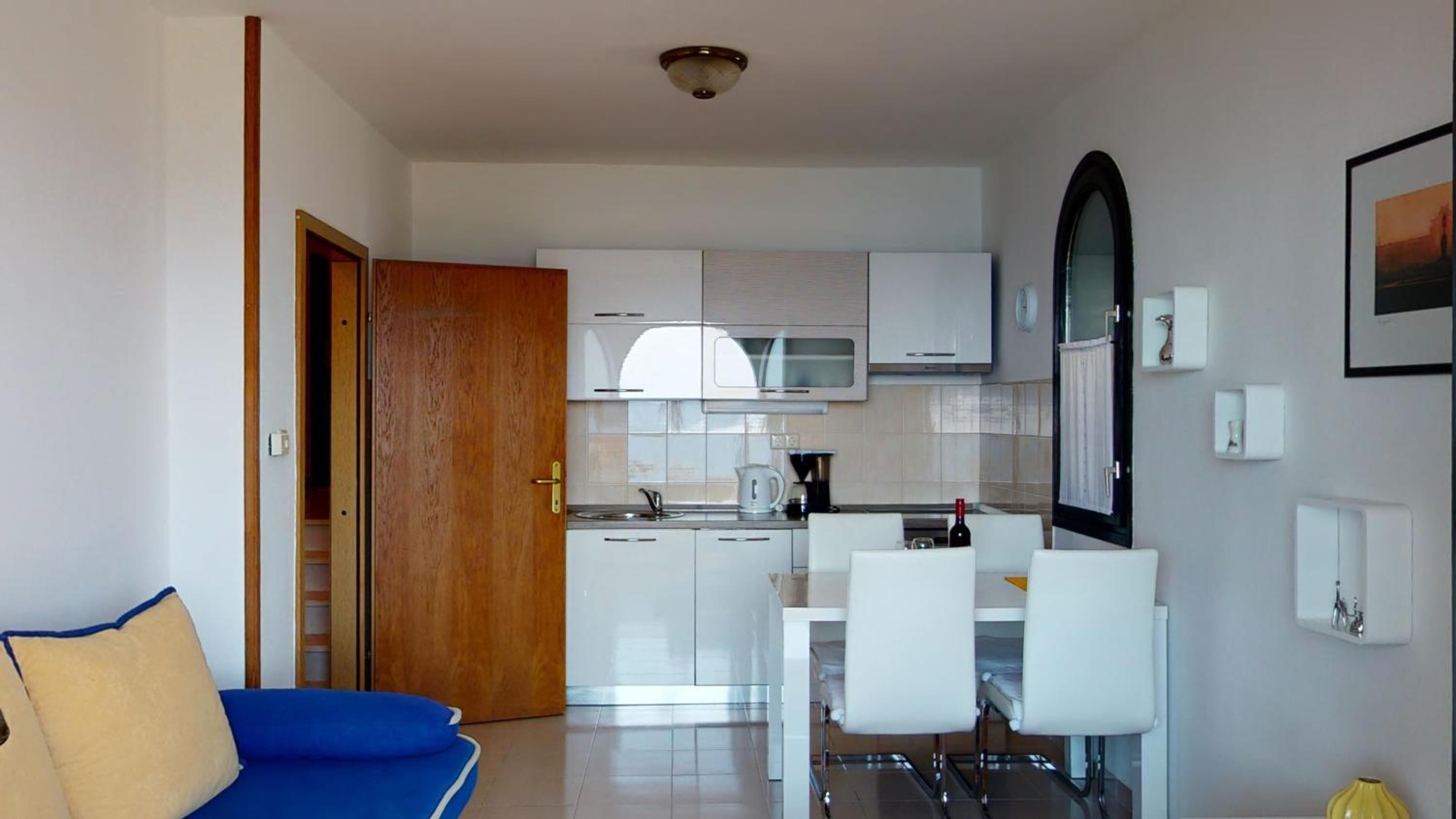 Photo 66
