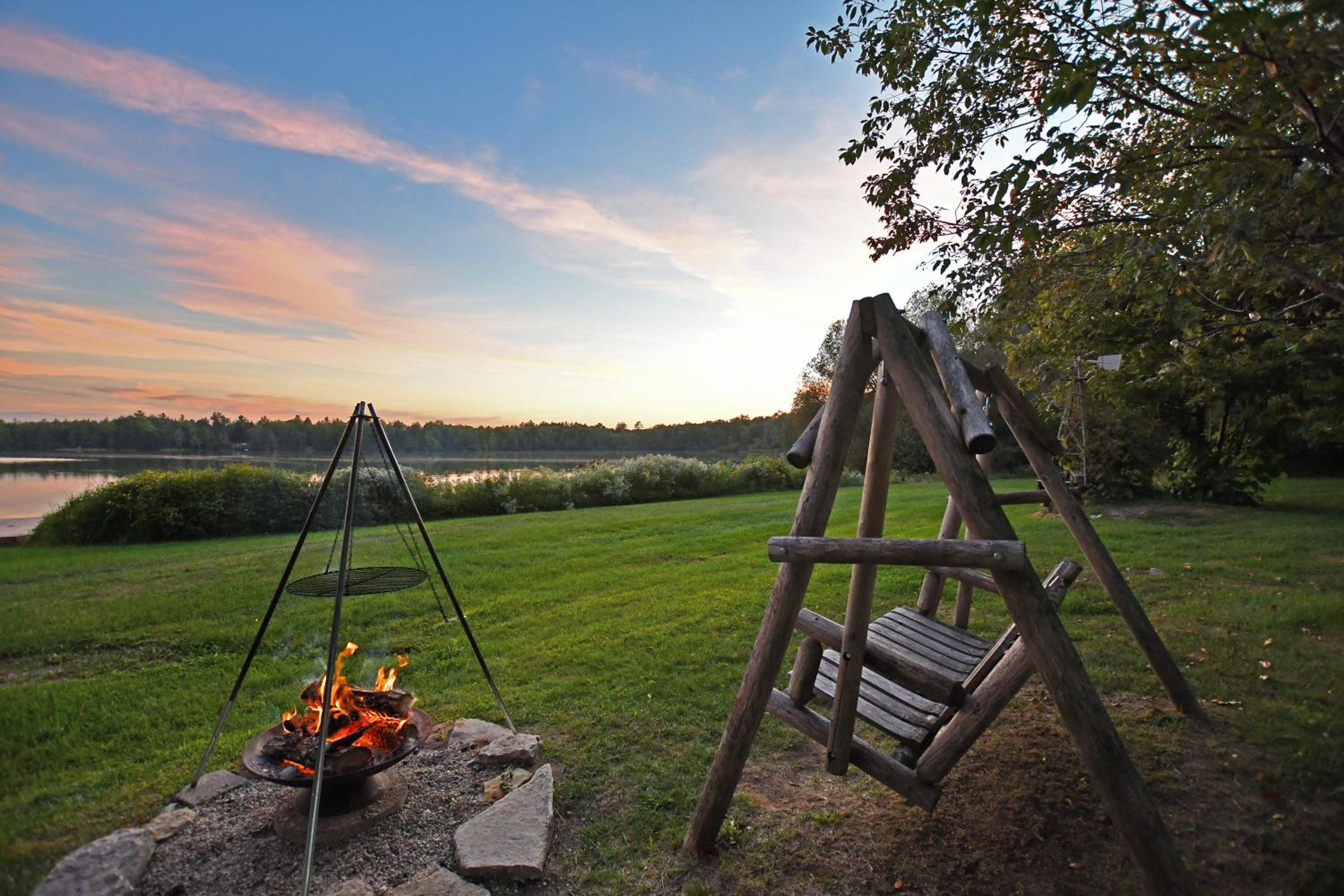 Scenic & Serene Lakefront Cottage With Wood Stove view 3