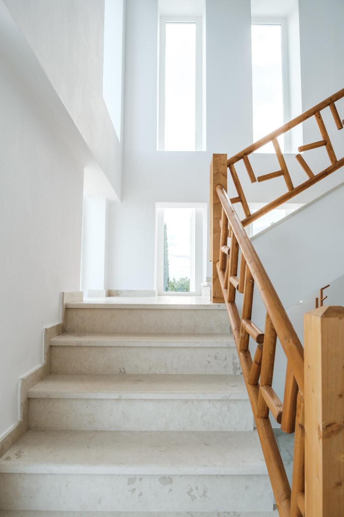 Photo 33