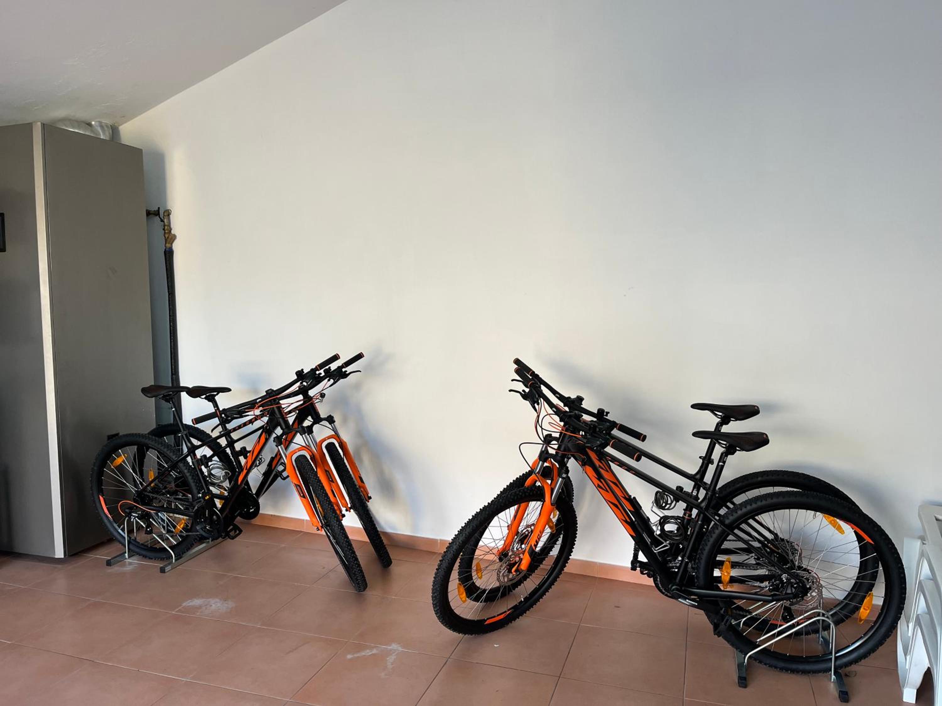 Photo 9