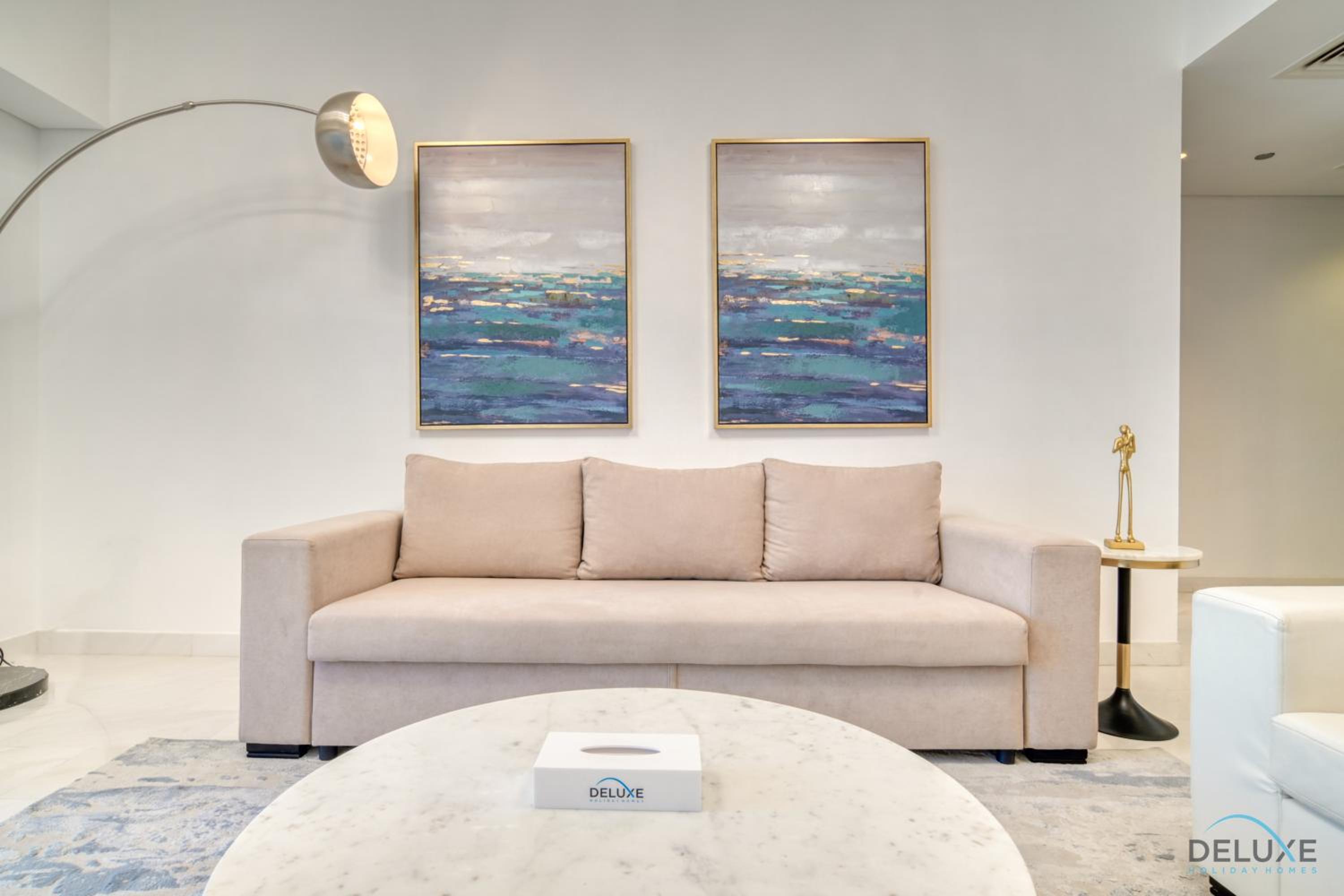 Refined 1BR at Cayan Tower Dubai Marina by Deluxe Holiday Homes