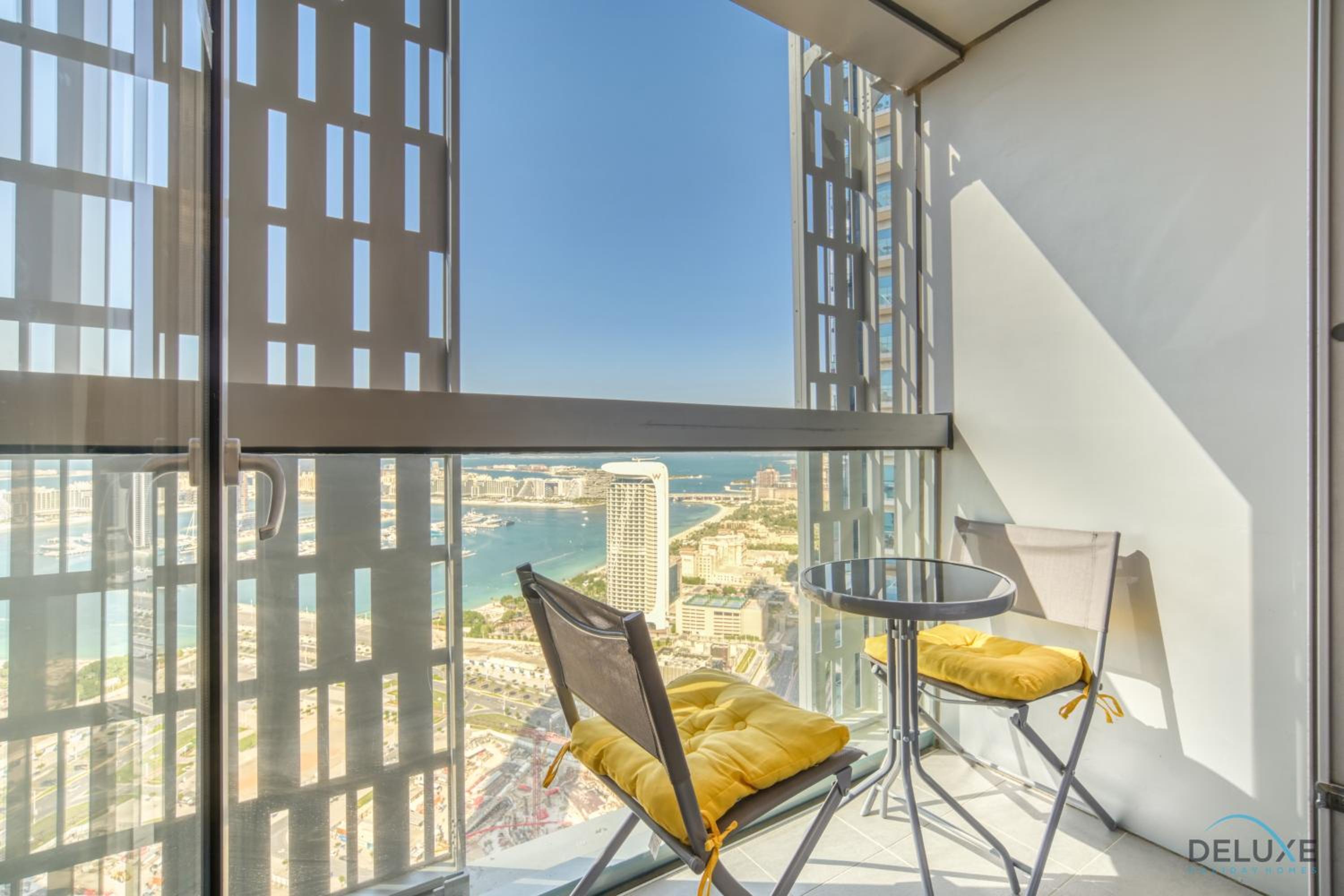 Refined 1BR at Cayan Tower Dubai Marina by Deluxe Holiday Homes