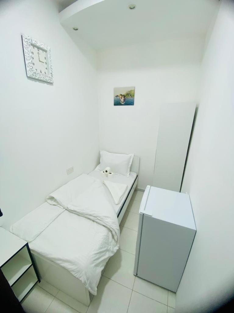 Low Priced New Residential Rooms for rent in Dubai near DAFZA Metro Station