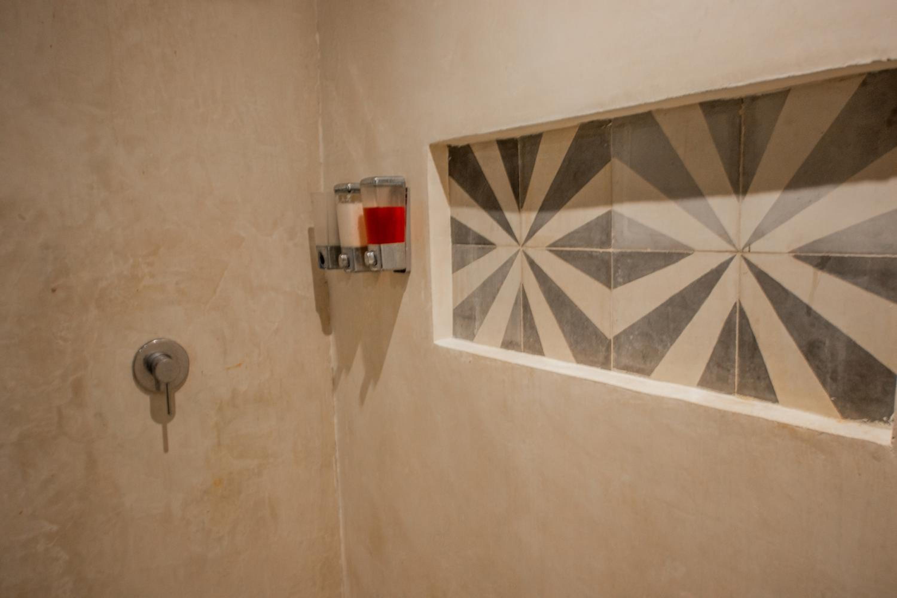 Ideal 4 Groups AldeaZama 2Br 10Pax Apt Papaya Playa