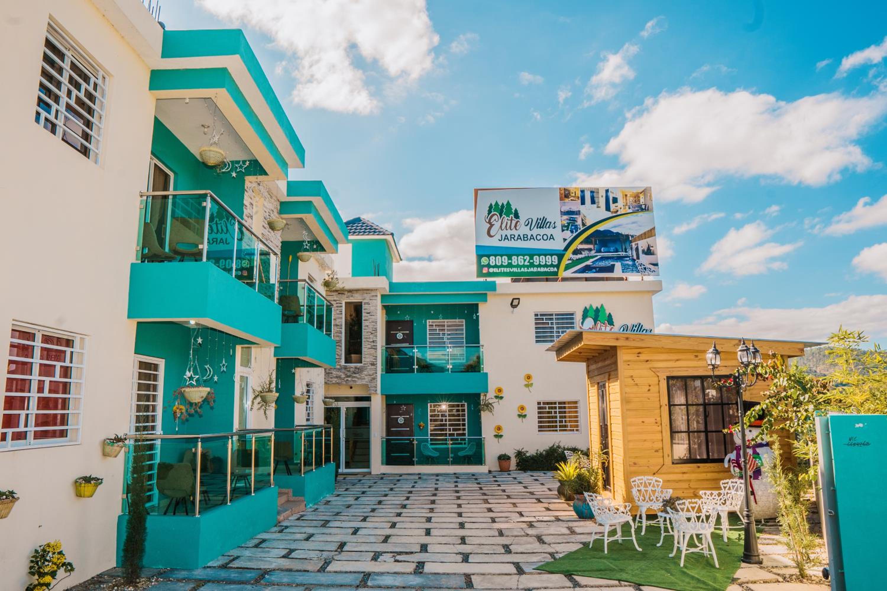 A-1 Hermoso Apartamento tipo villa al pie de la montaña elitevillasjarabacoa