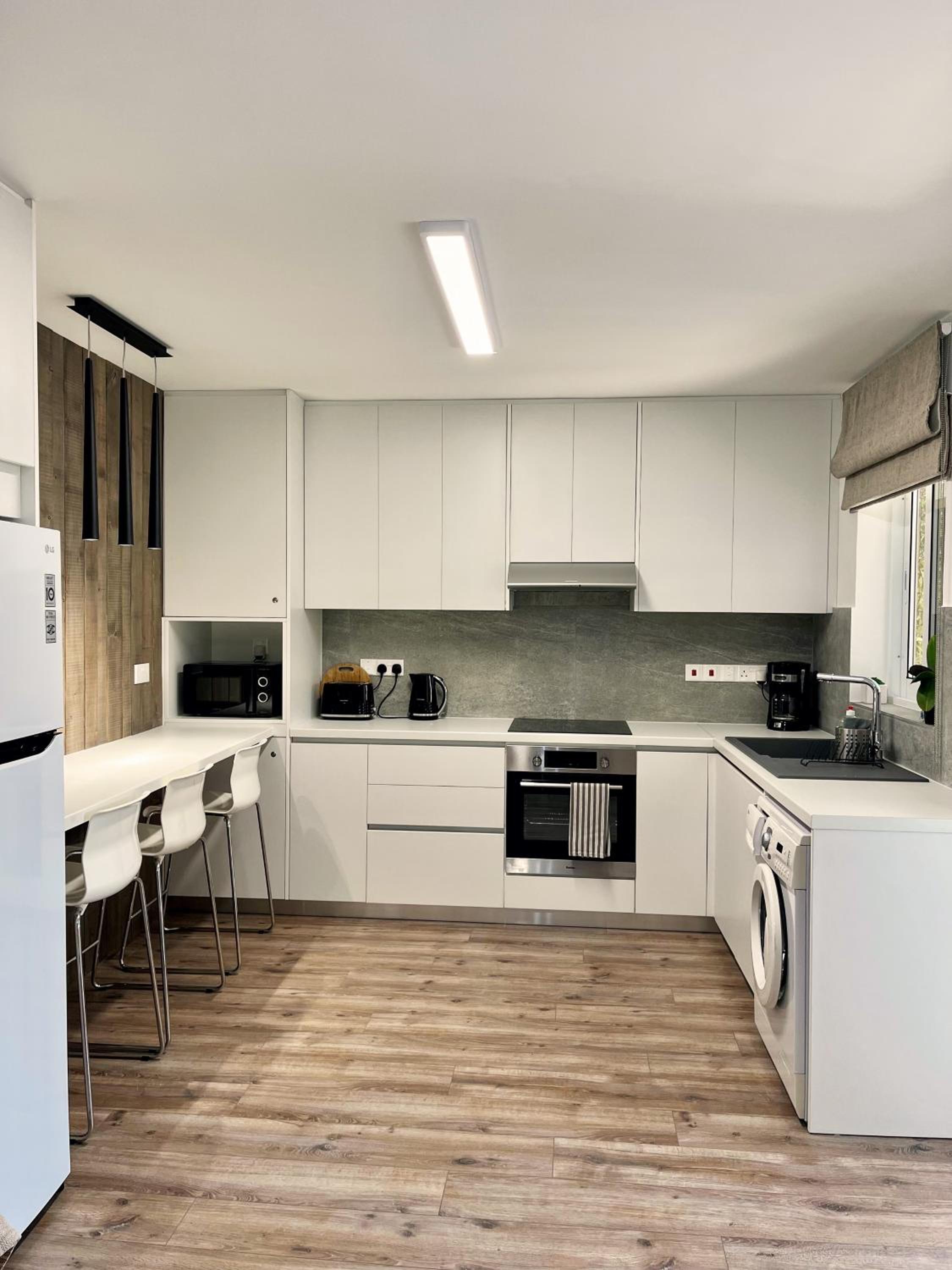 Silver Apartment