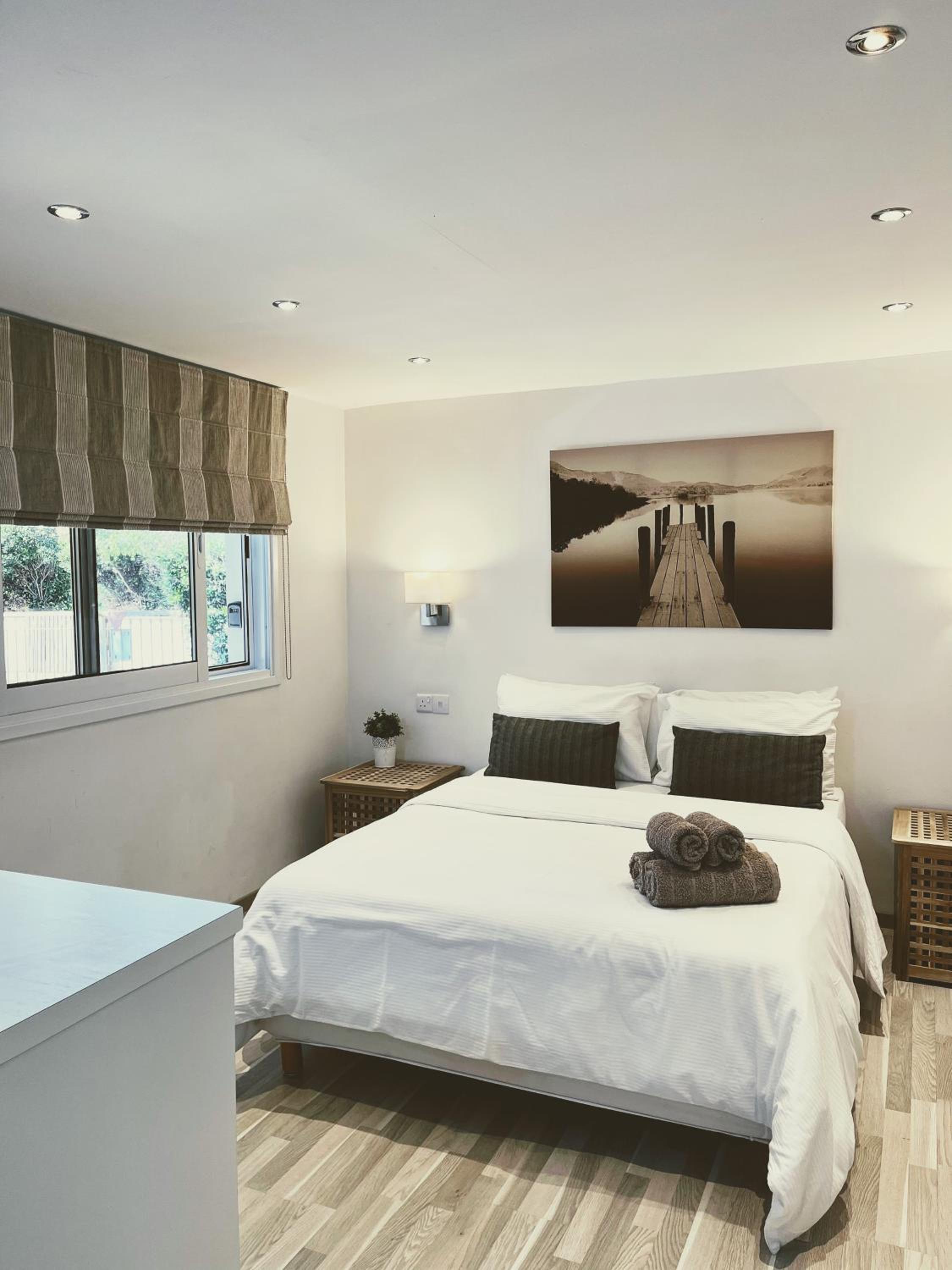 Silver Apartment