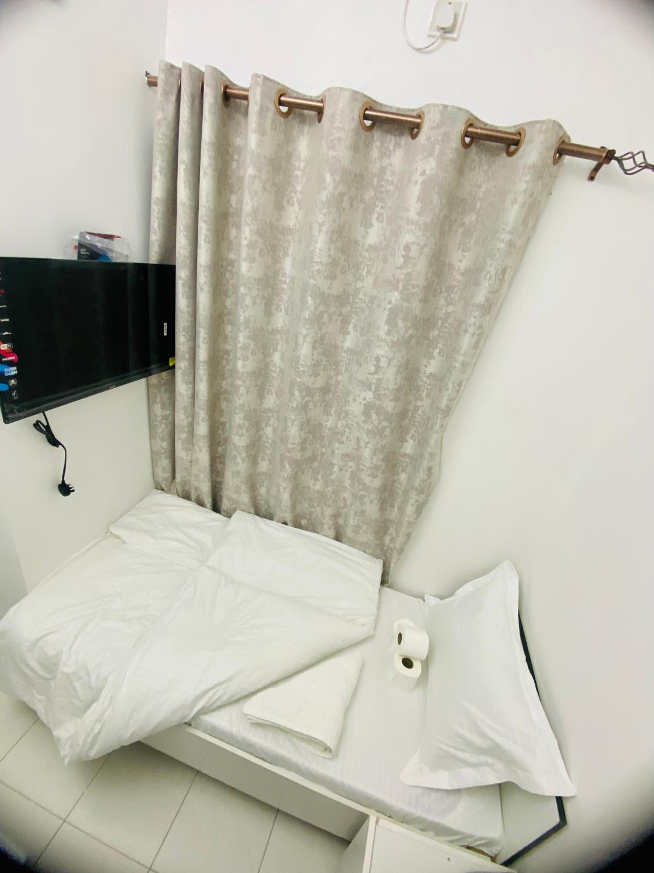 Low Priced New Residential Rooms for rent in Dubai near DAFZA Metro Station