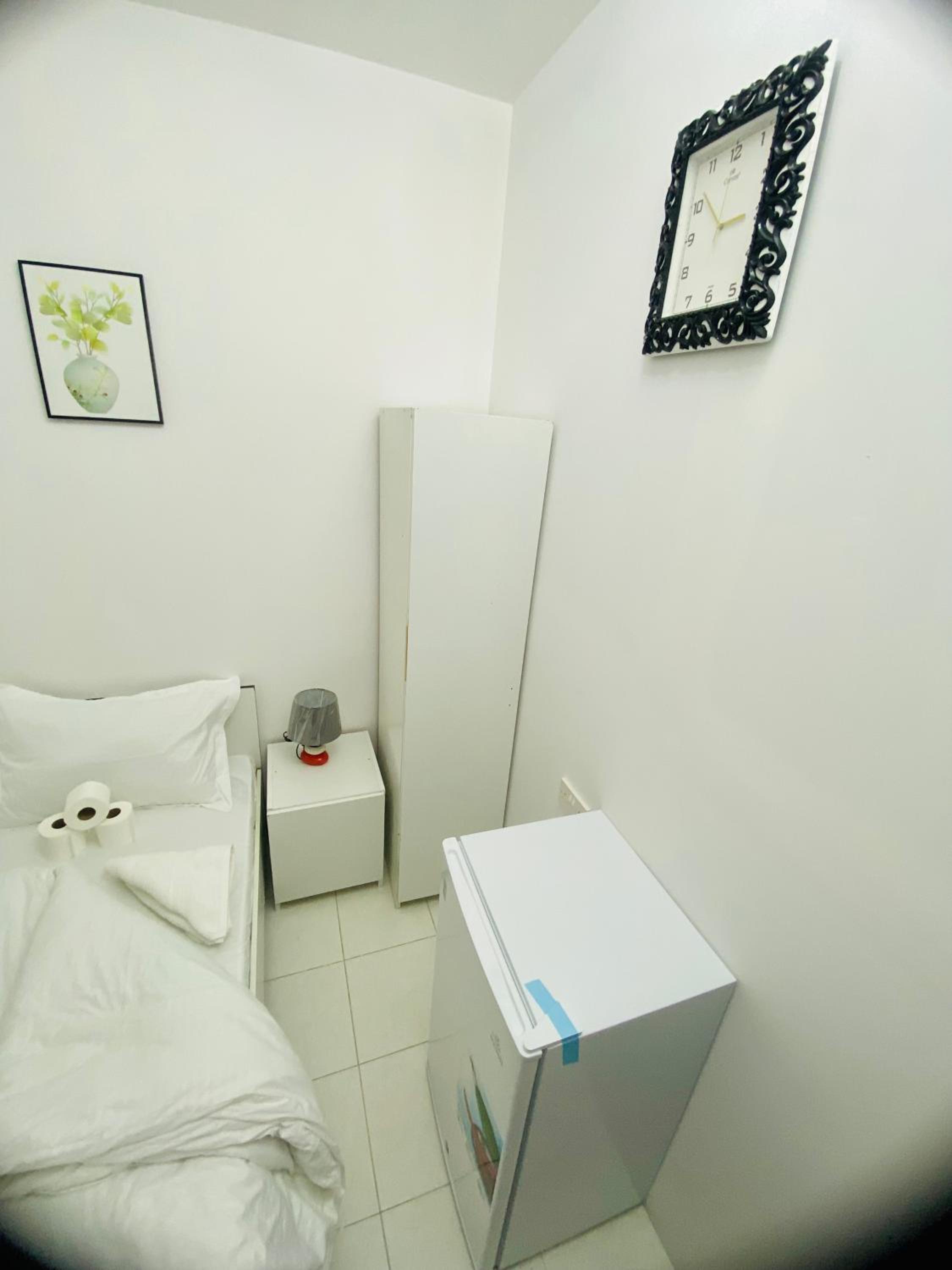 Low Priced New Residential Rooms for rent in Dubai near DAFZA Metro Station