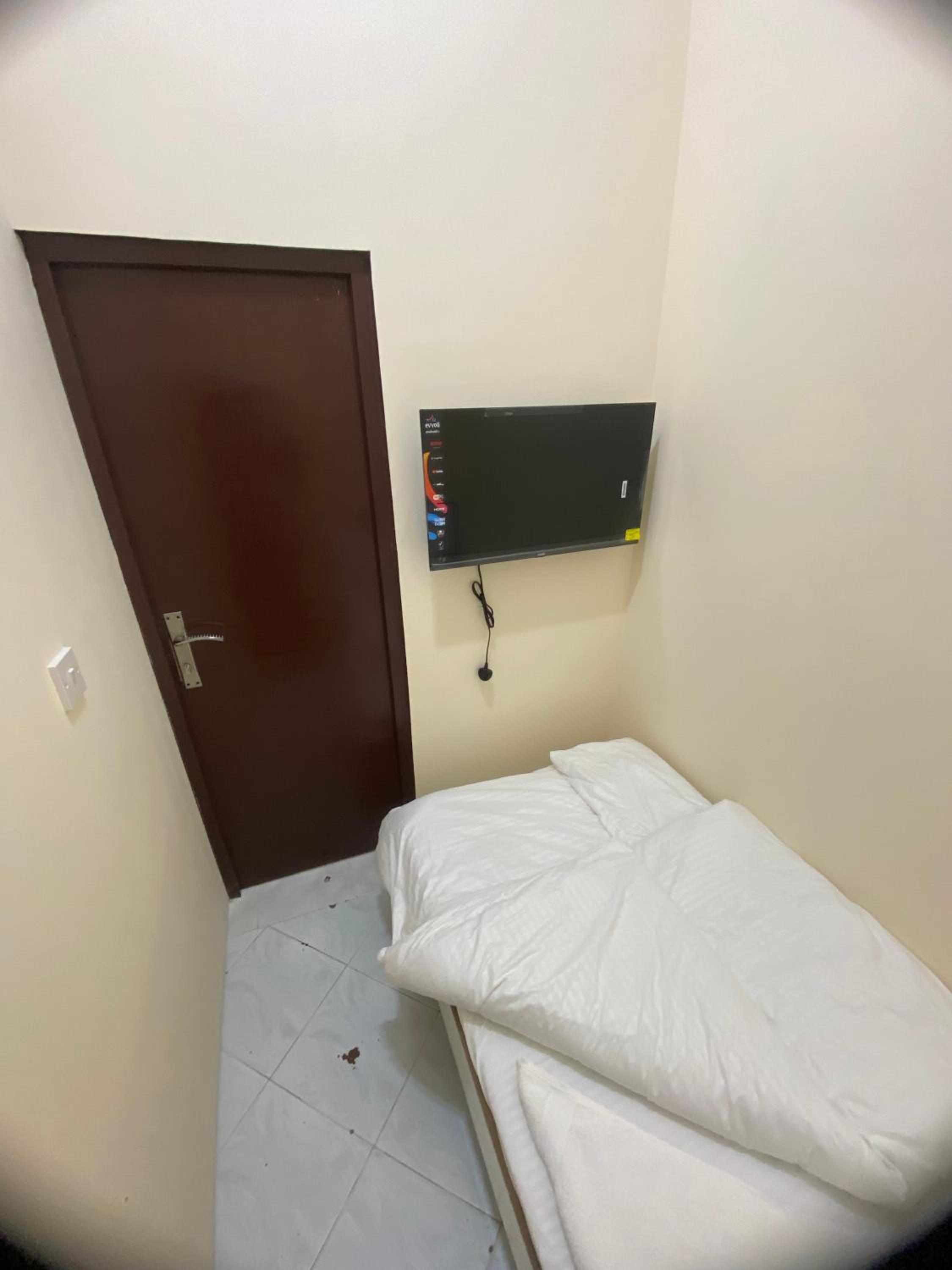 Low Priced New Residential Rooms for rent in Dubai near DAFZA Metro Station