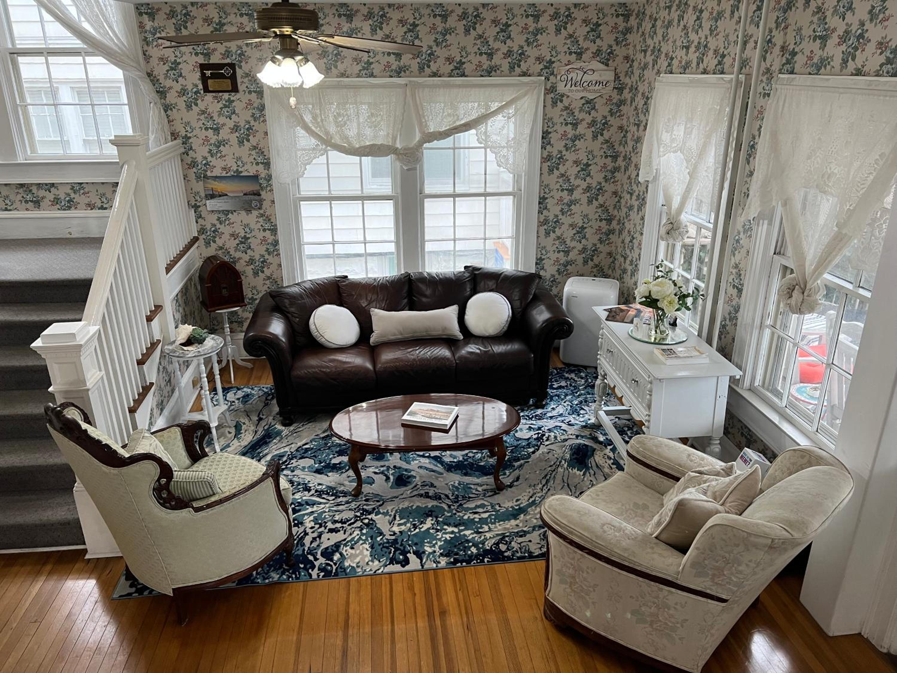 Atlantic House Bed & Breakfast