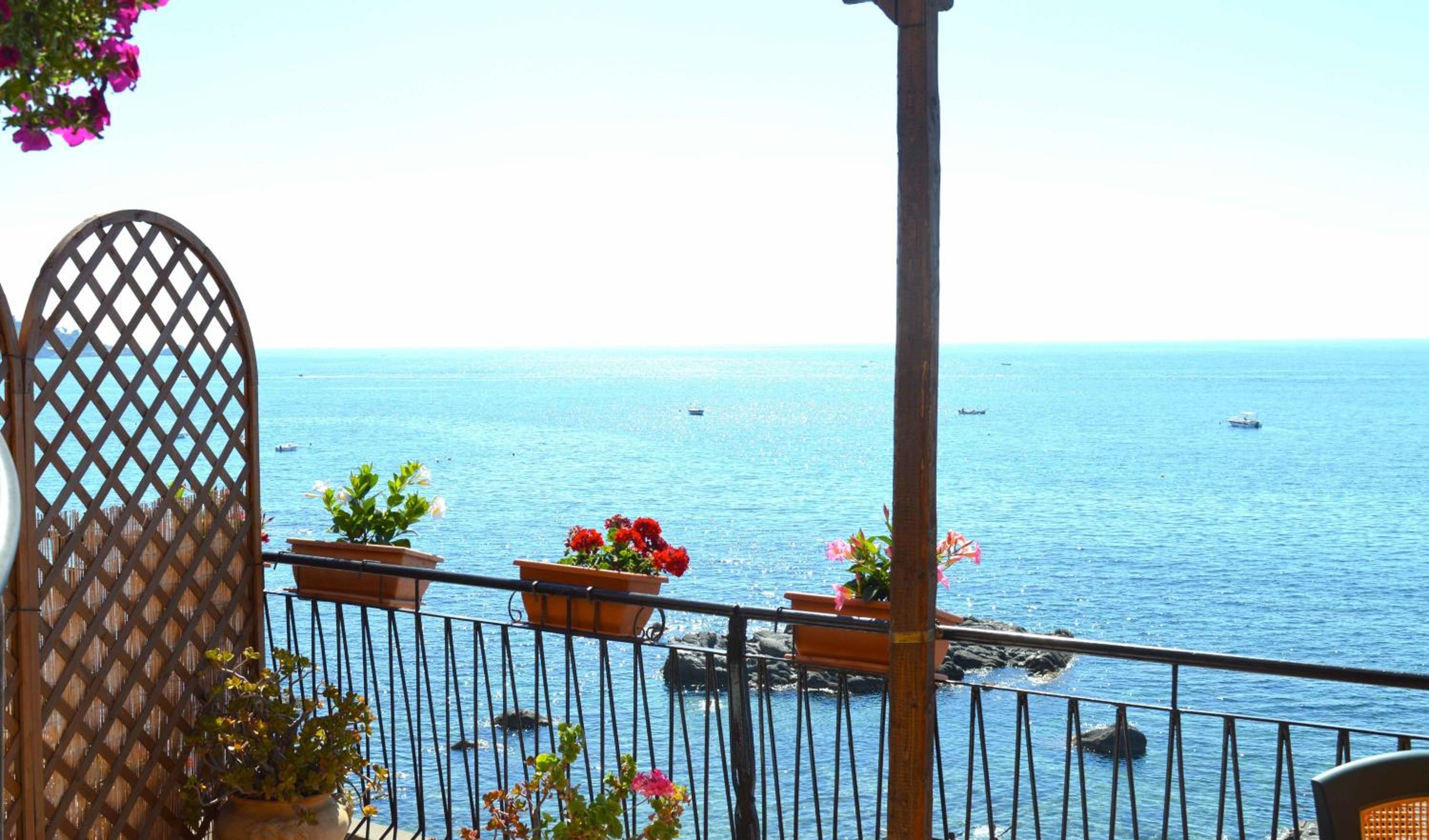 Teocle Beach rooms view 2