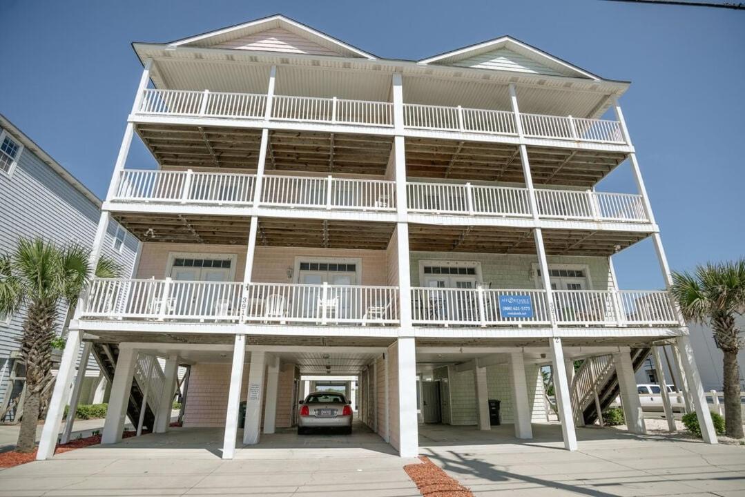 Grand Cayman Villas by Coastline Resorts view 3