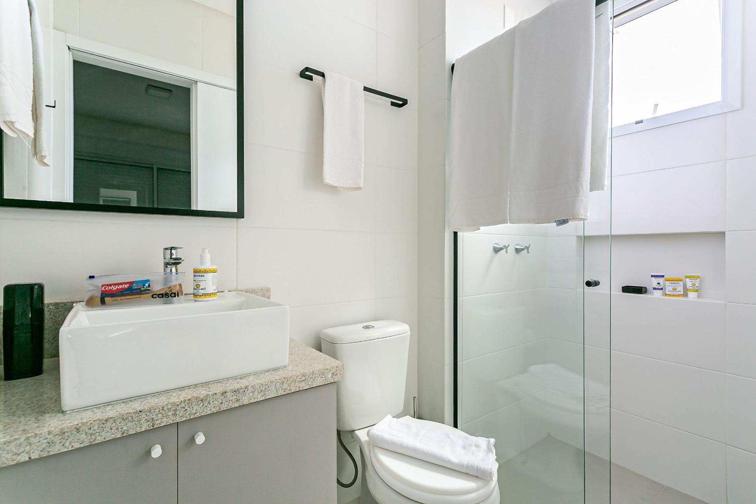 Apartamentos completos ao lado da UFSC