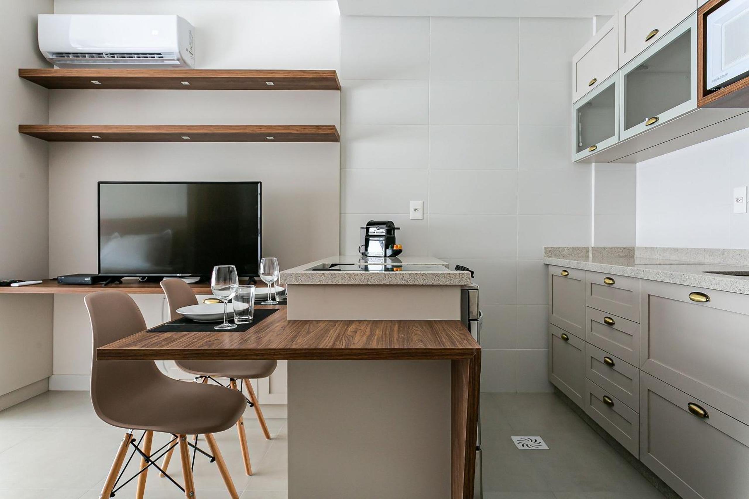 Apartamentos completos ao lado da UFSC