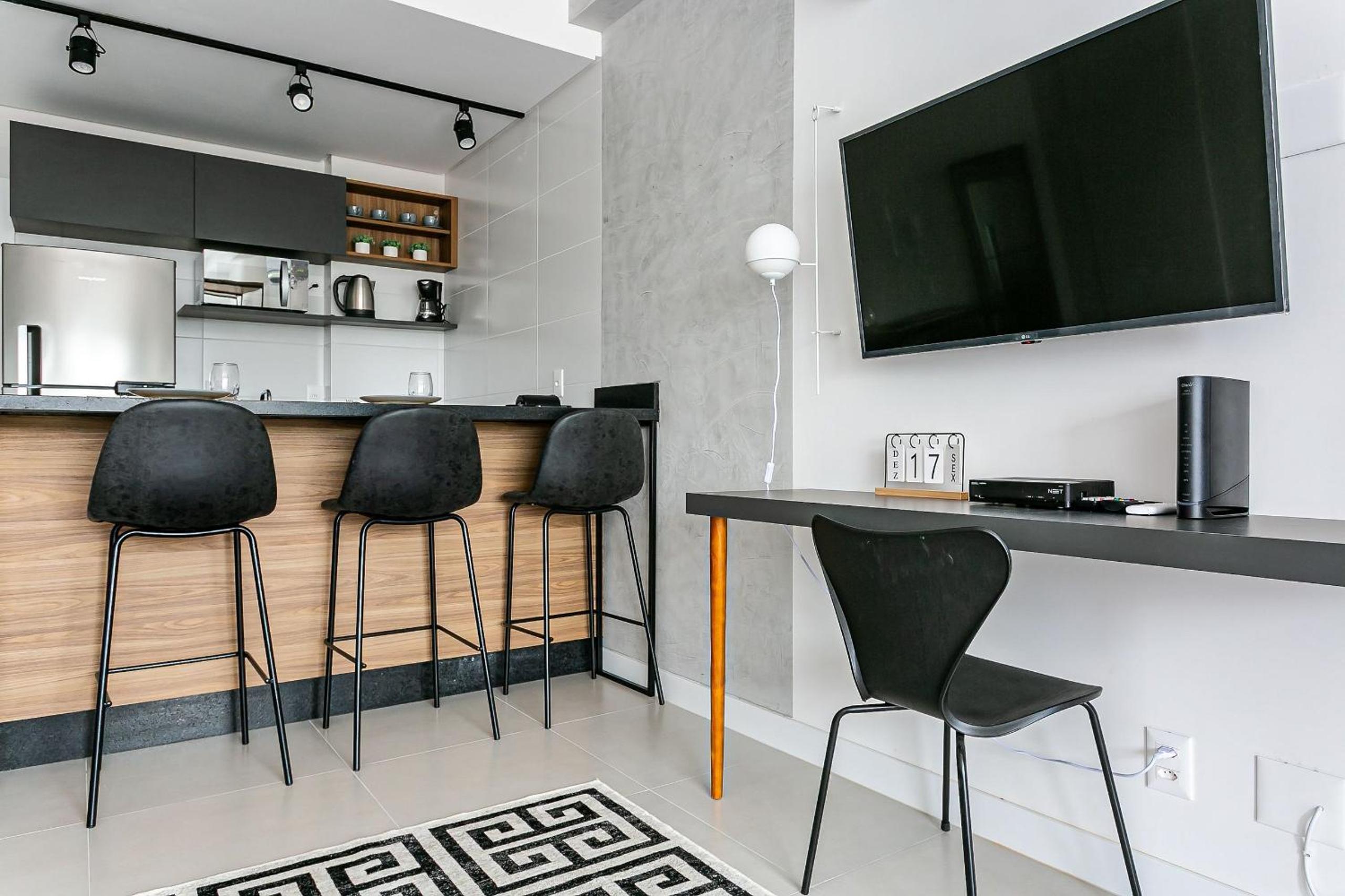 Apartamentos completos ao lado da UFSC