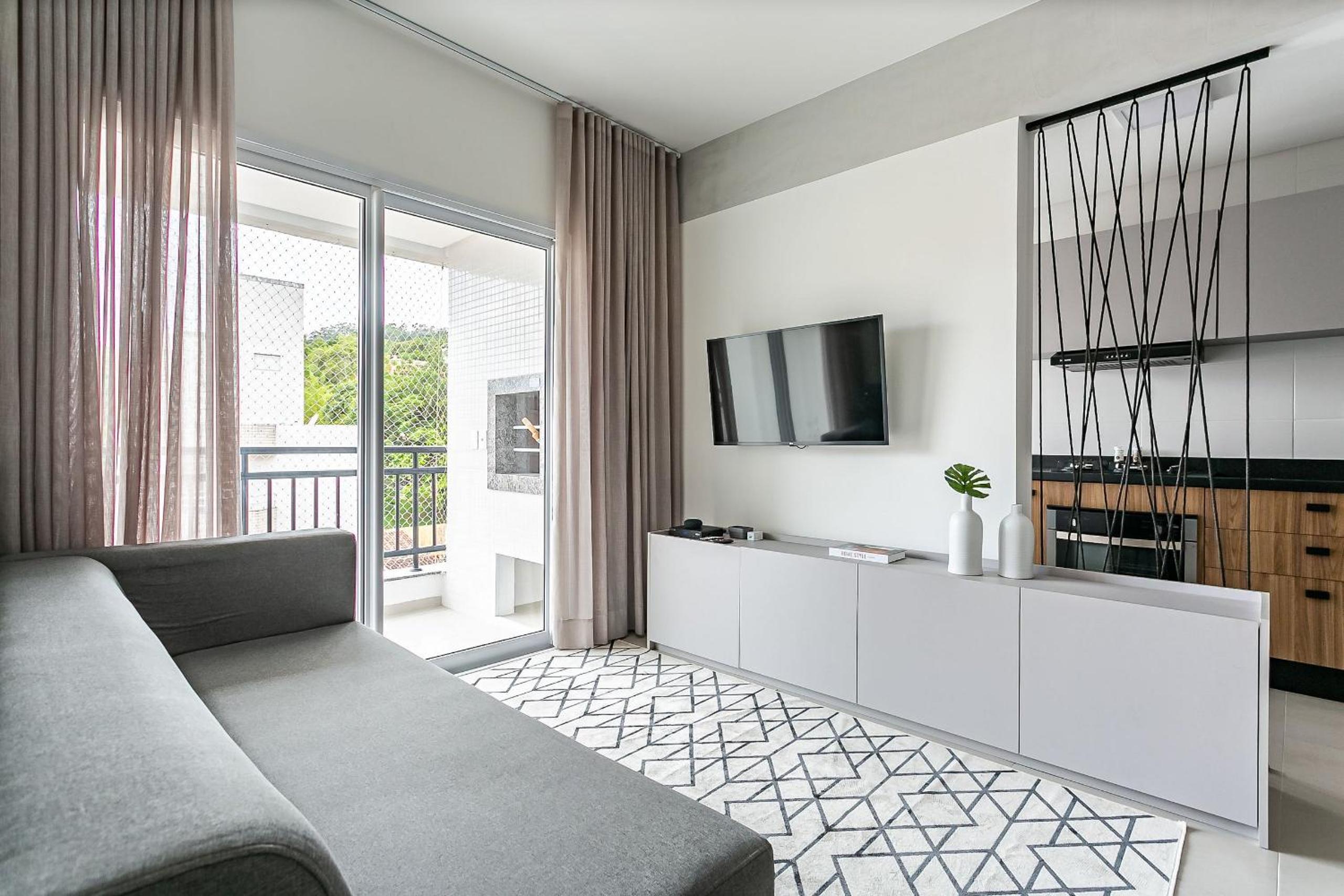 Apartamentos completos ao lado da UFSC