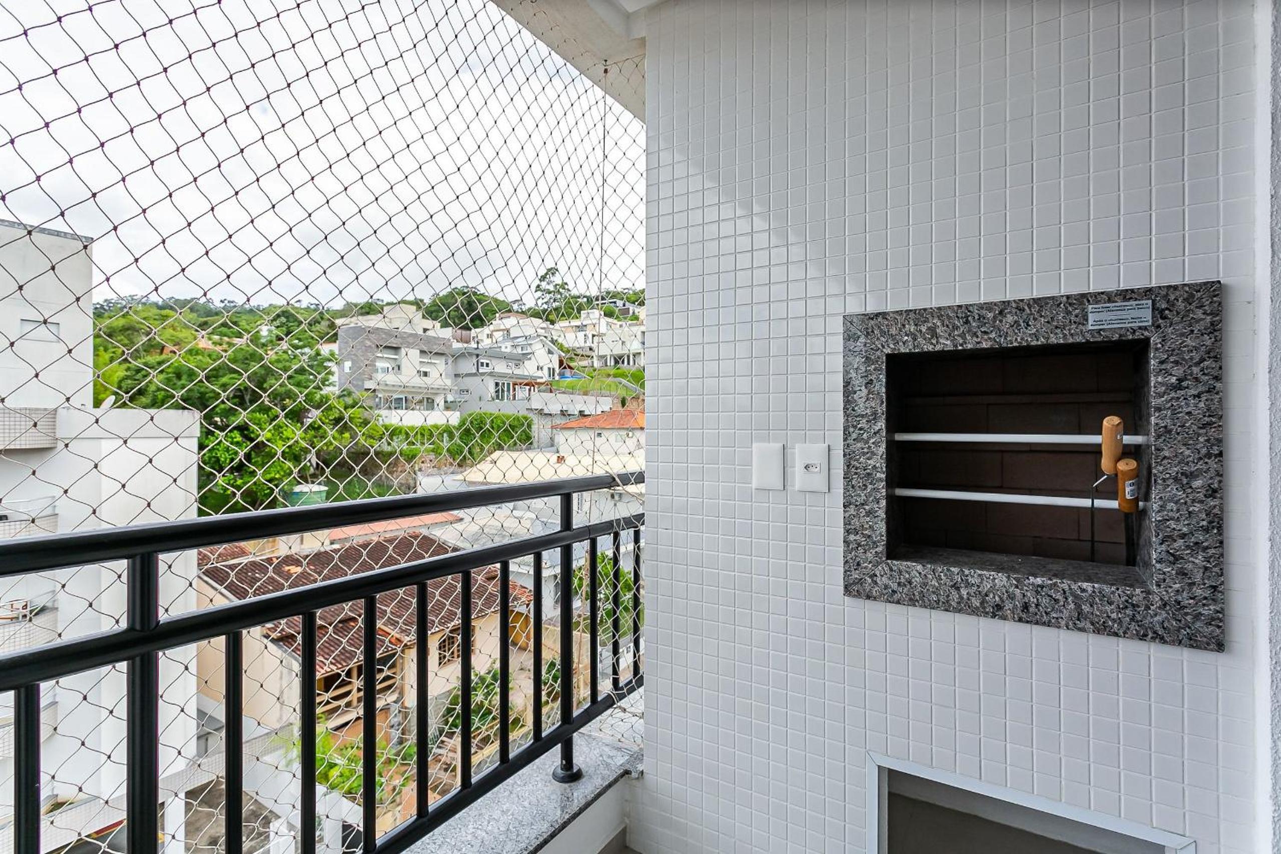 Apartamentos completos ao lado da UFSC