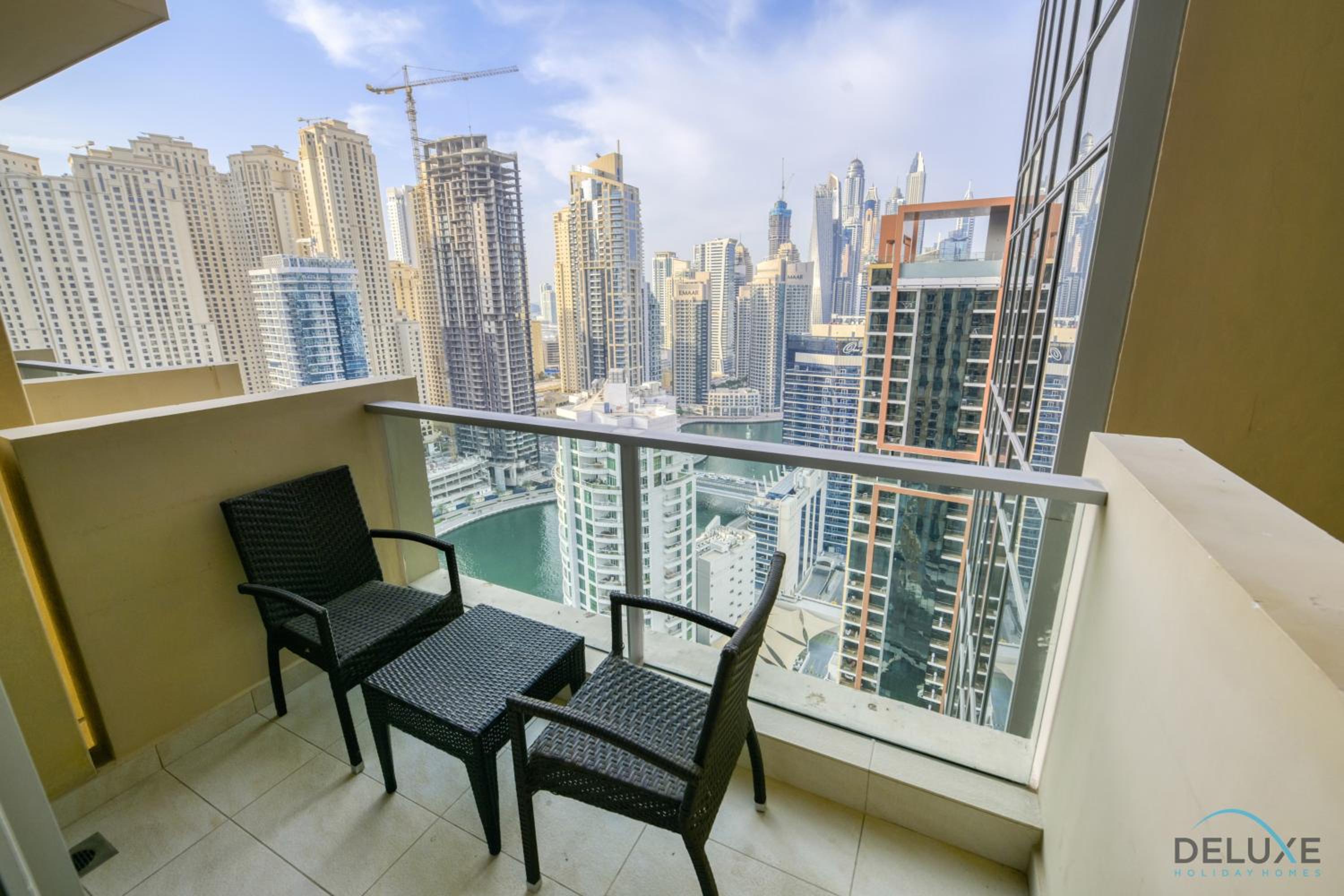 Regal Studio at The Address Residences Dubai Marina by Deluxe Holiday Homes