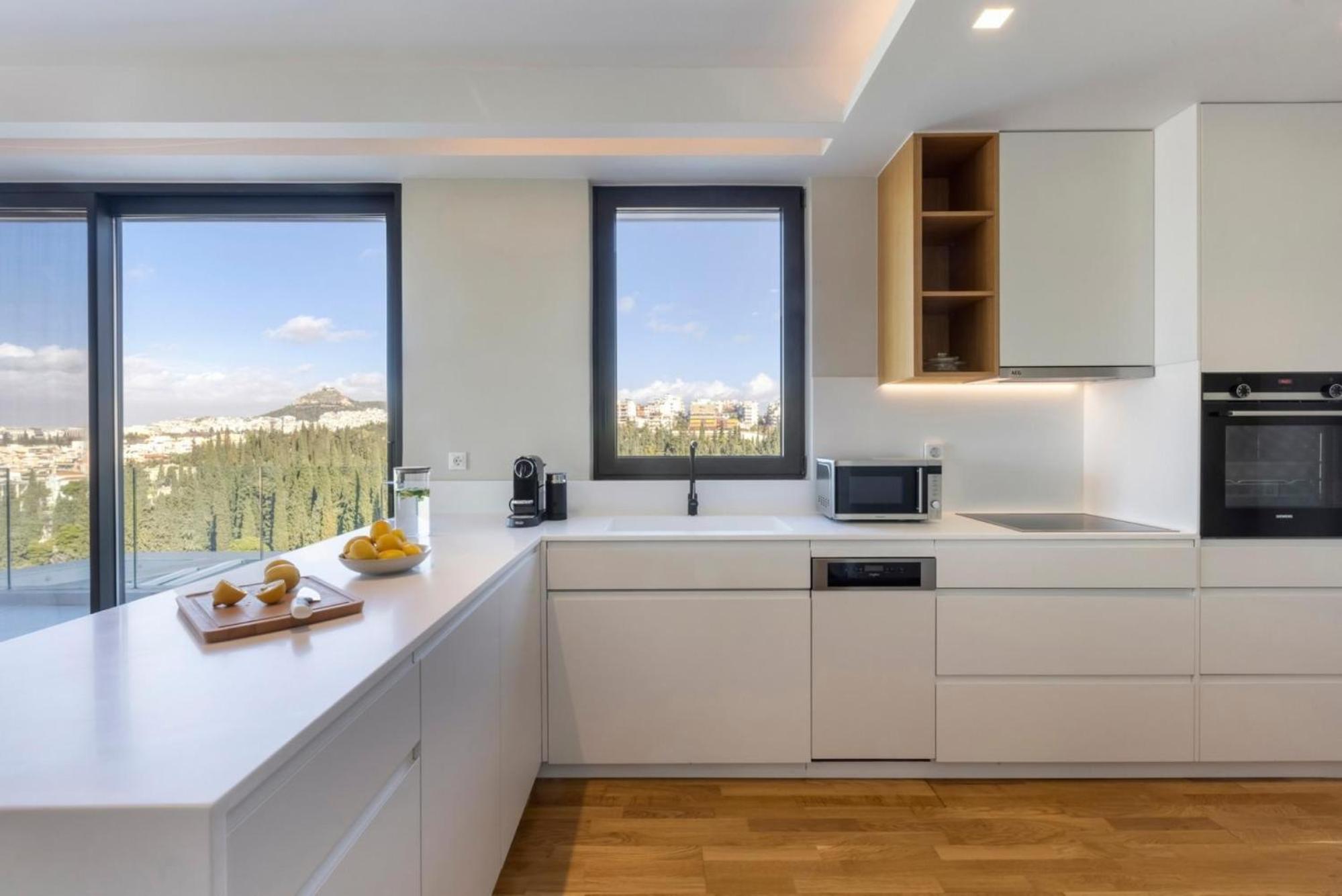 Elegant Penthouse with Acropolis View