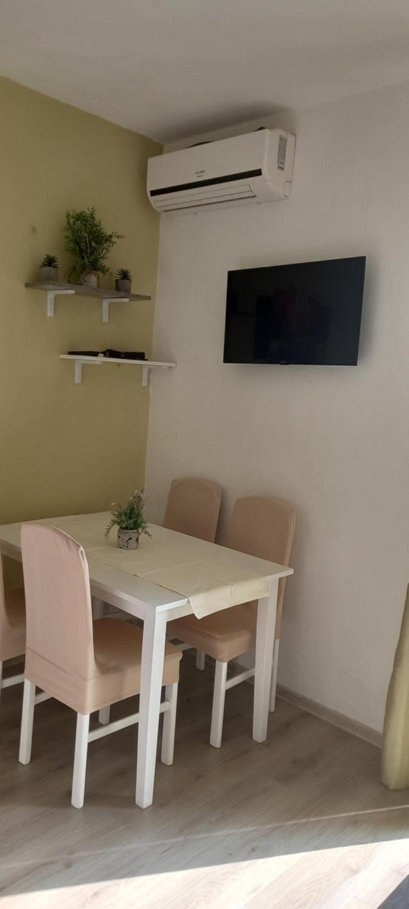 Photo 36