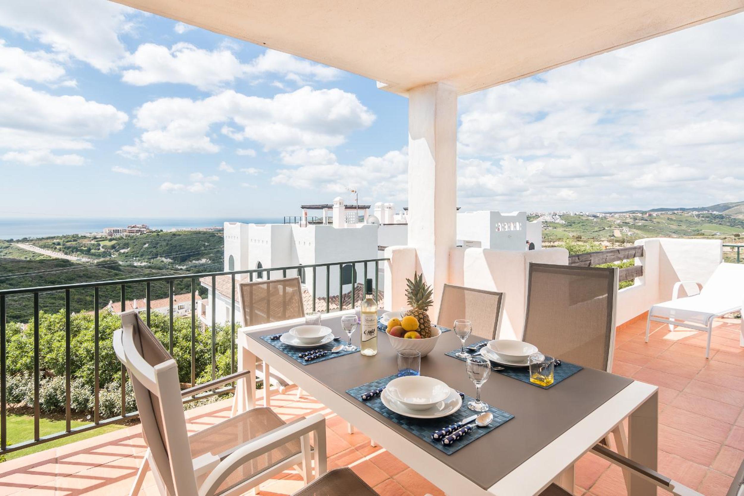 2207-Modern apt with terrace and amazing seaview view 3