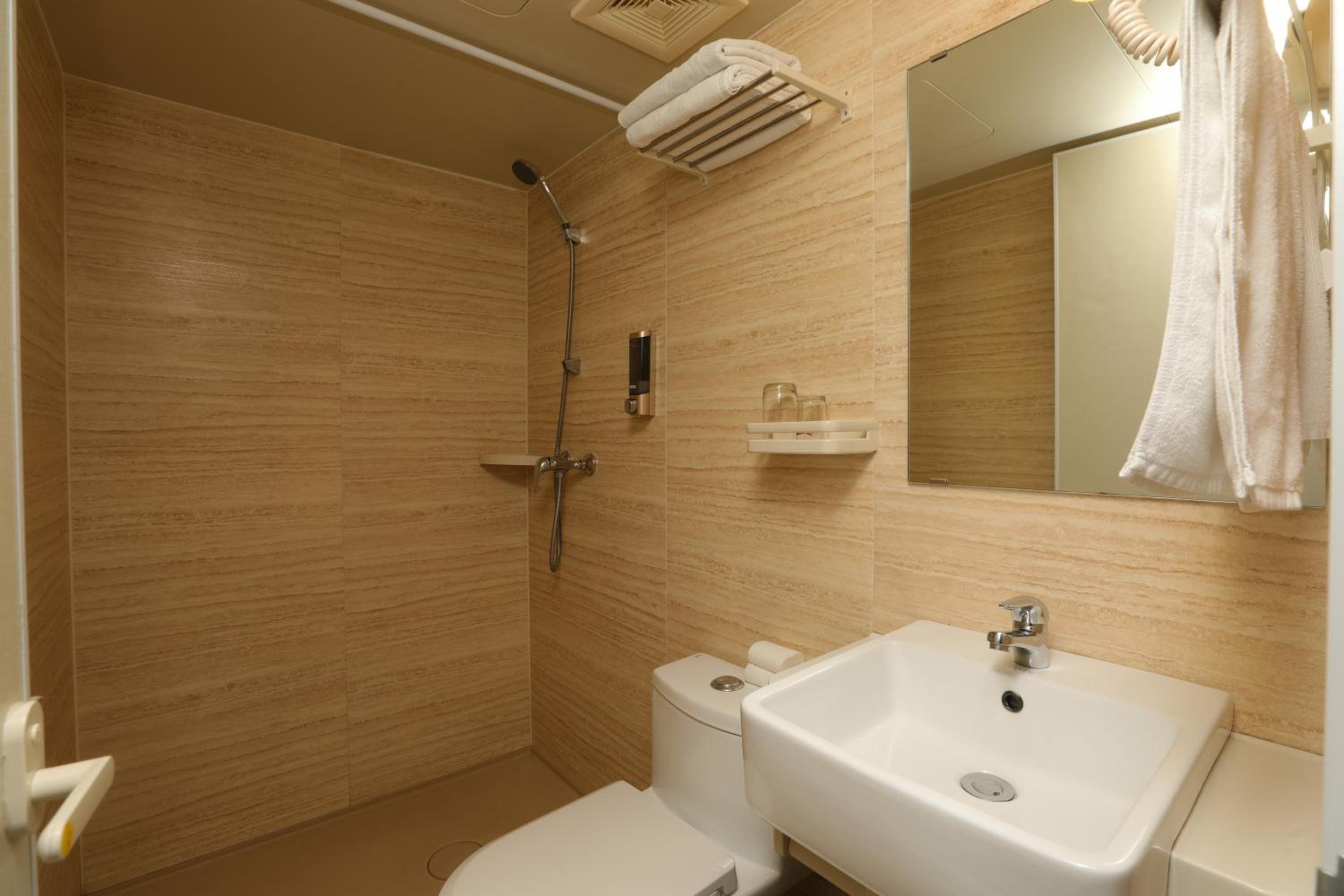 Men Tang Hotel