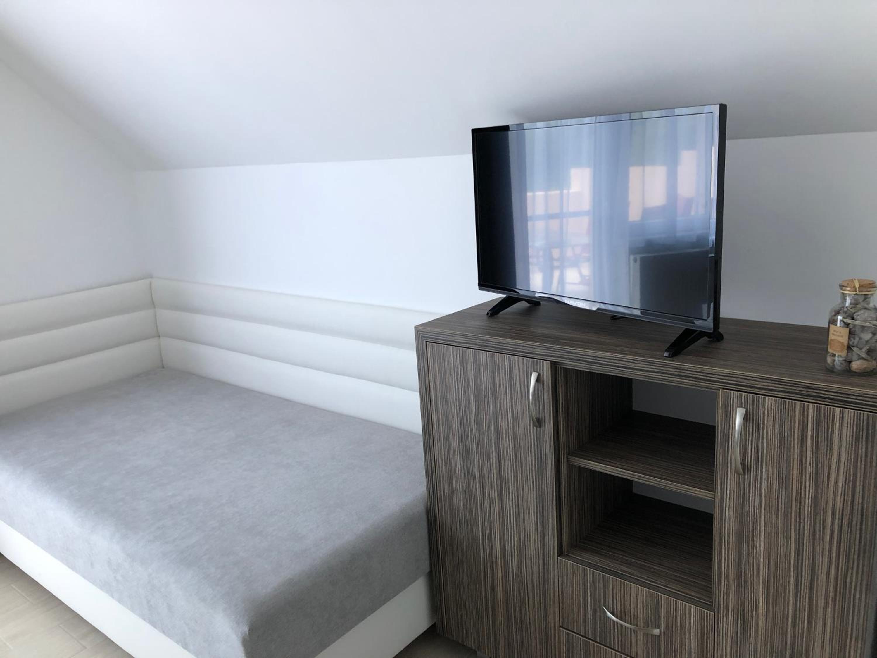Deluxe Apartments