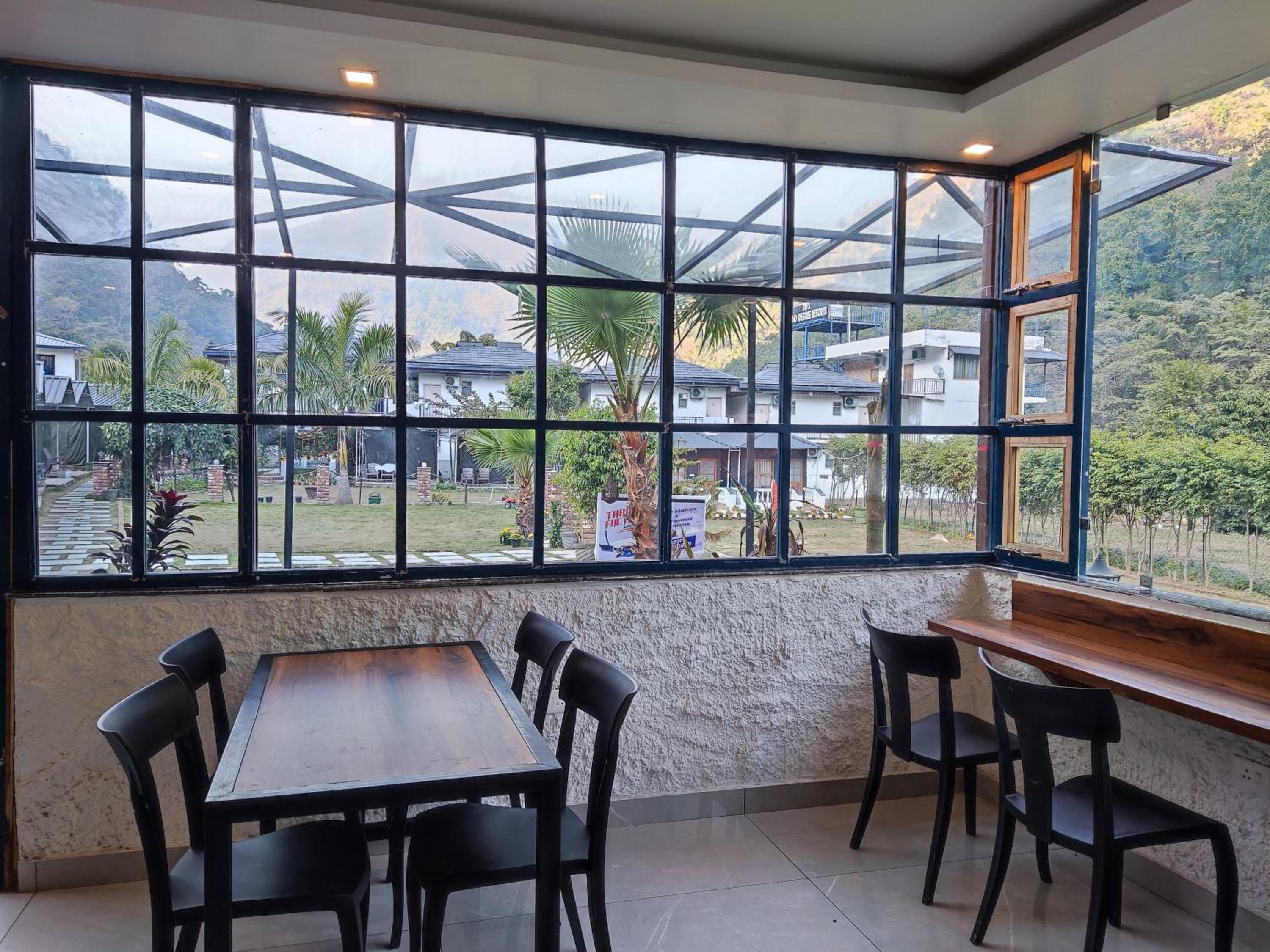 restaurant