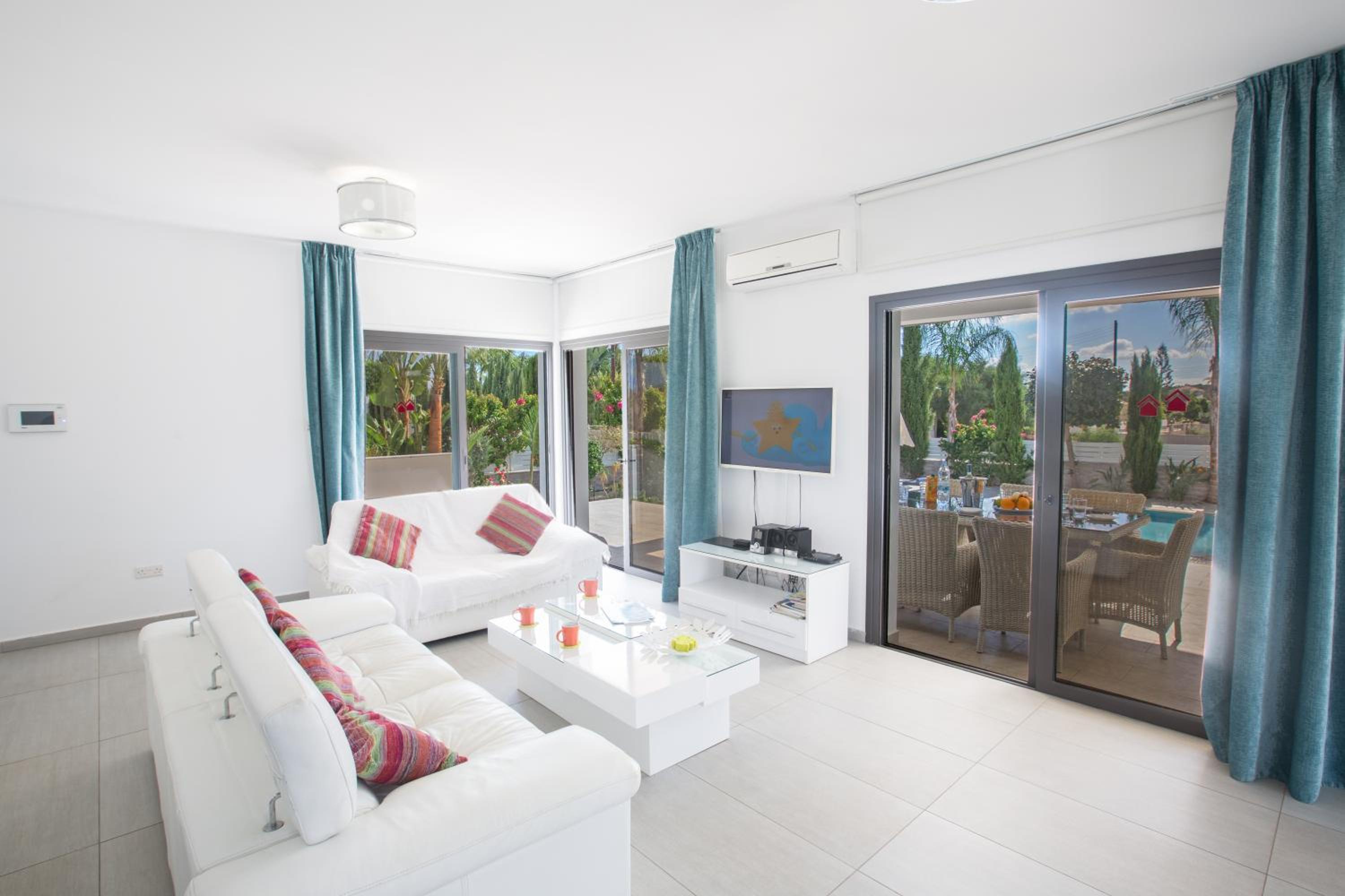 Protaras Holiday Villa De2
