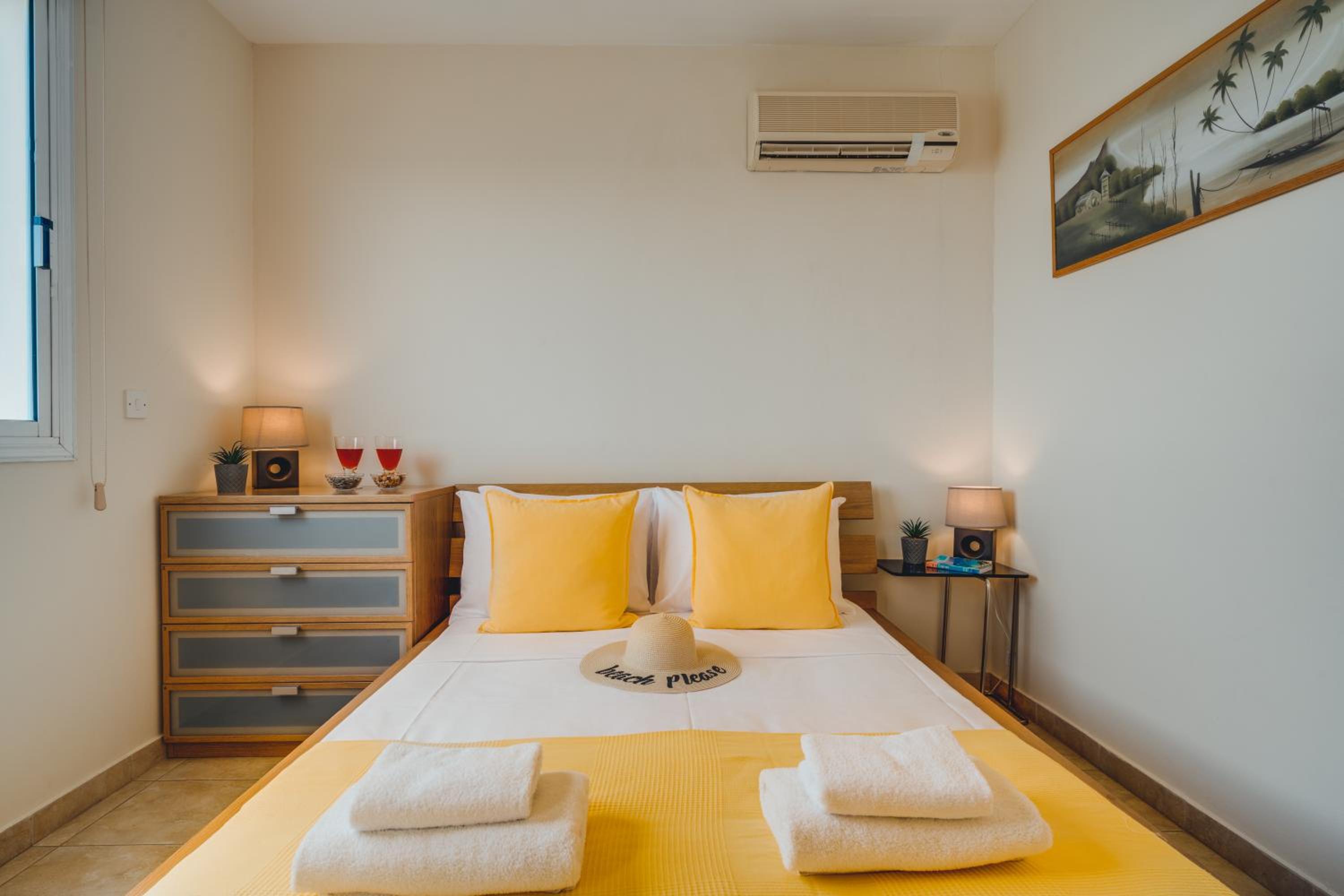 Apartment White Rose