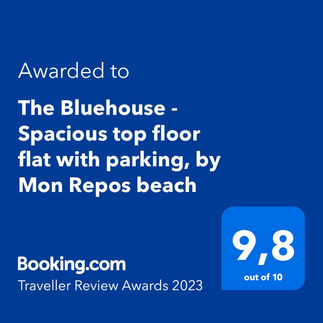 The Bluehouse - Spacious top floor flat with parking, by Mon Repos beach view 2