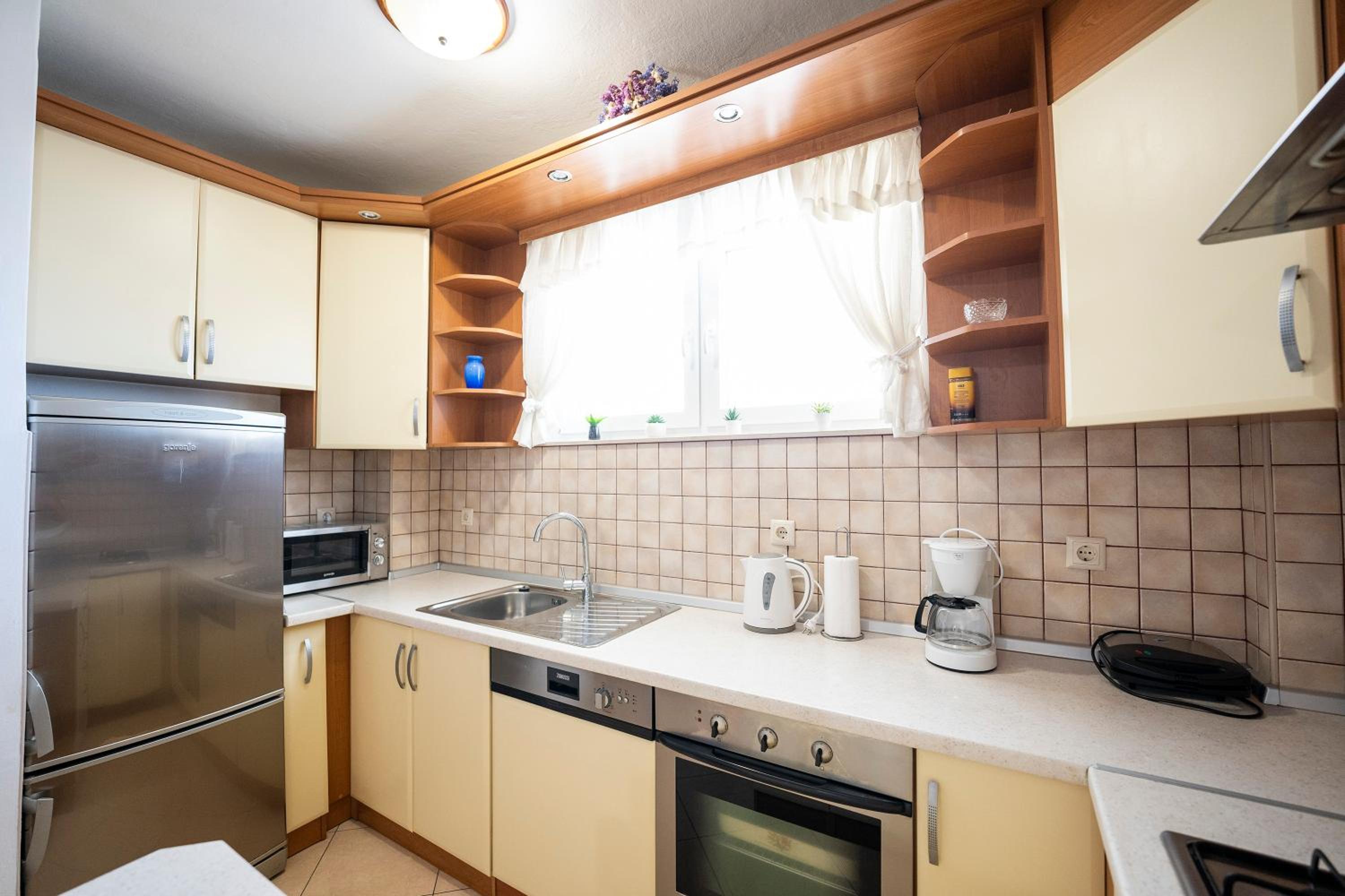 Apartment Suzy view 5