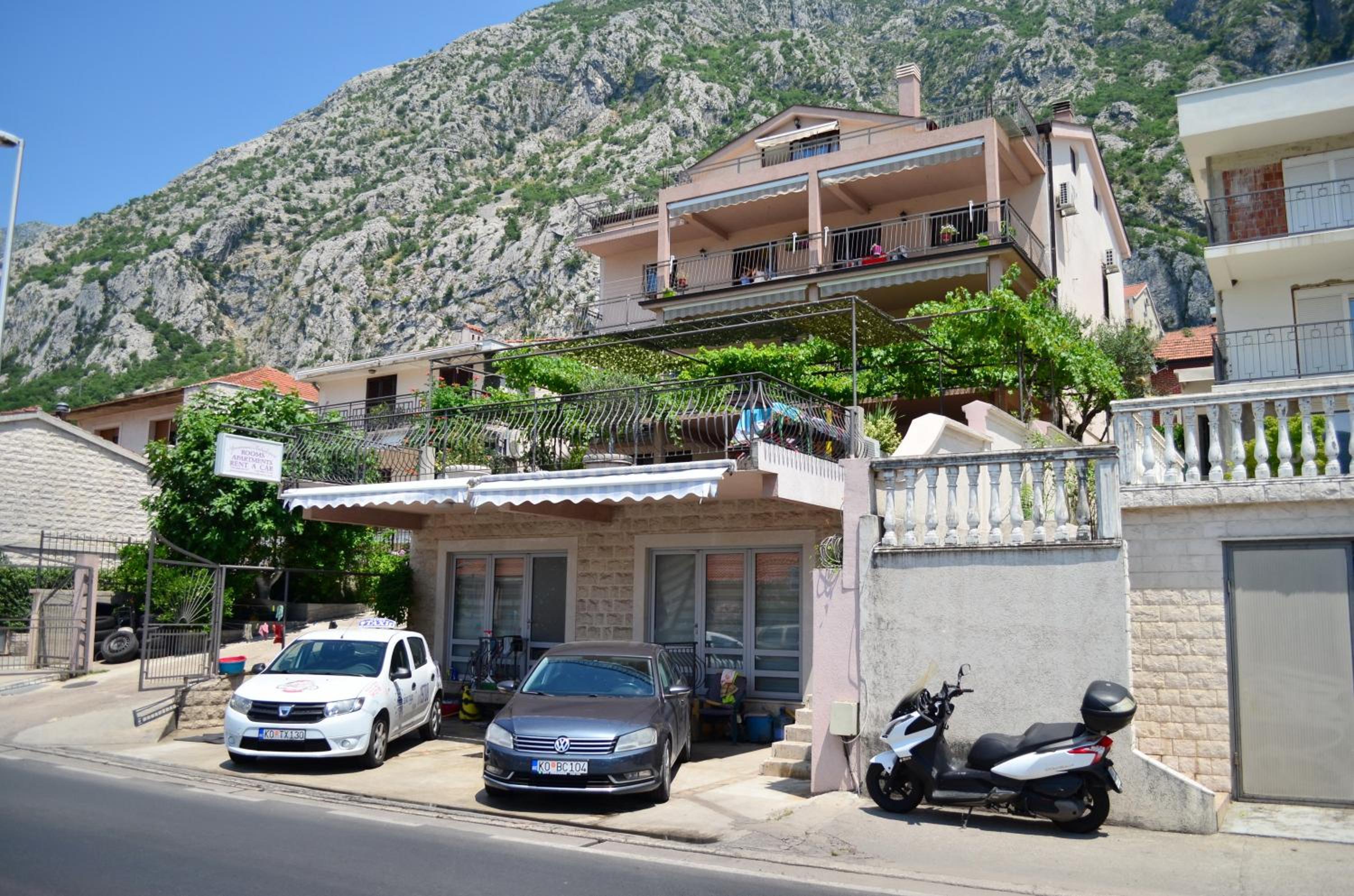Apartments Kaludjerovic