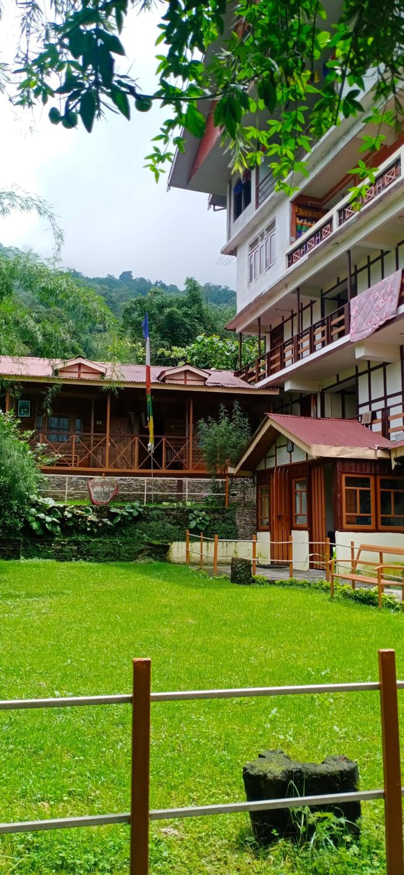 Daragaon Retreat (Gurung Homestay)