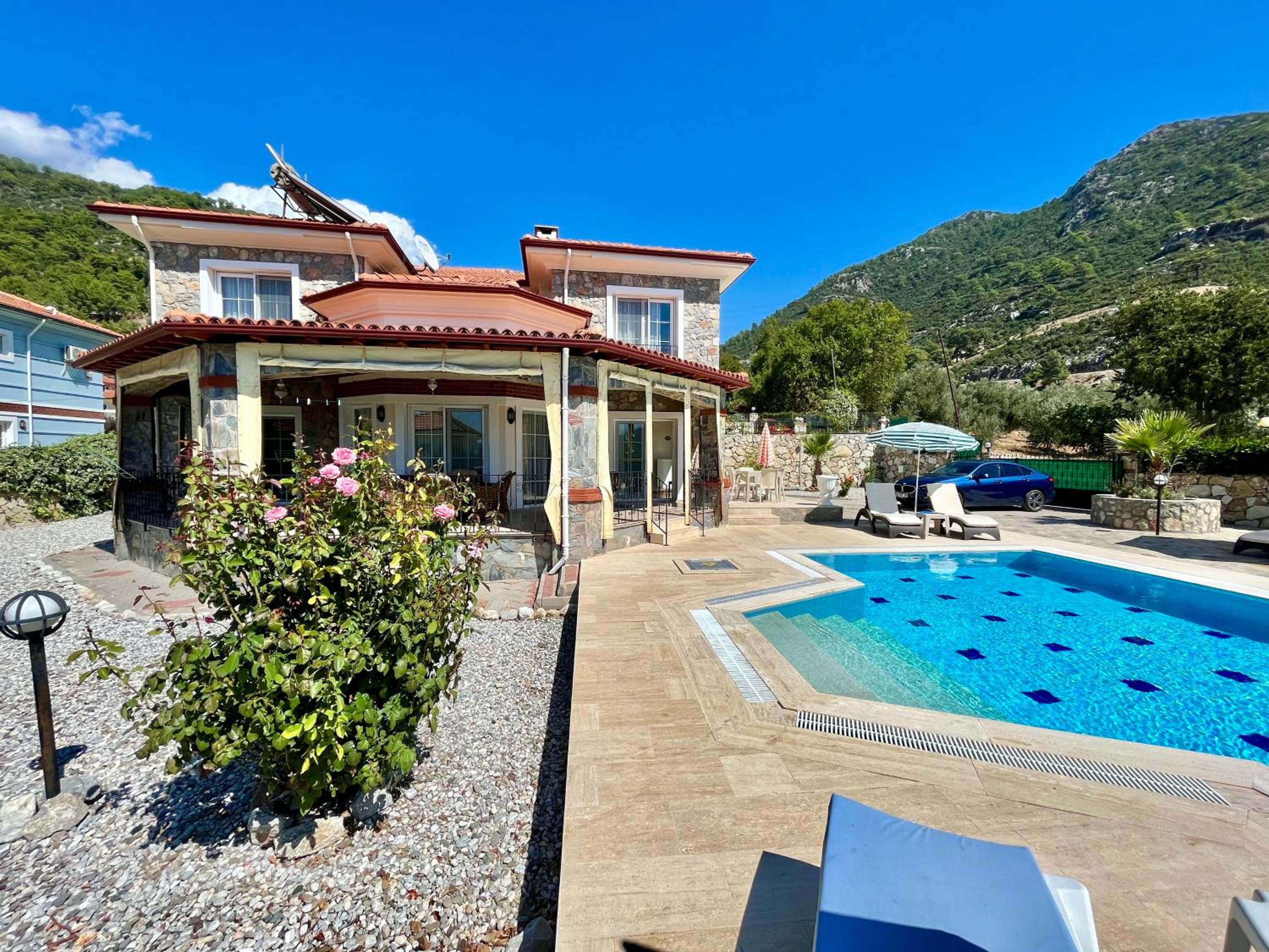 Private Pool - Private 1000m2 Garden, 4 Bedroom - 3 Bathroom - 8 Person, DETACHED Villas, Unlimited WiFi - Free Parking — photo 2