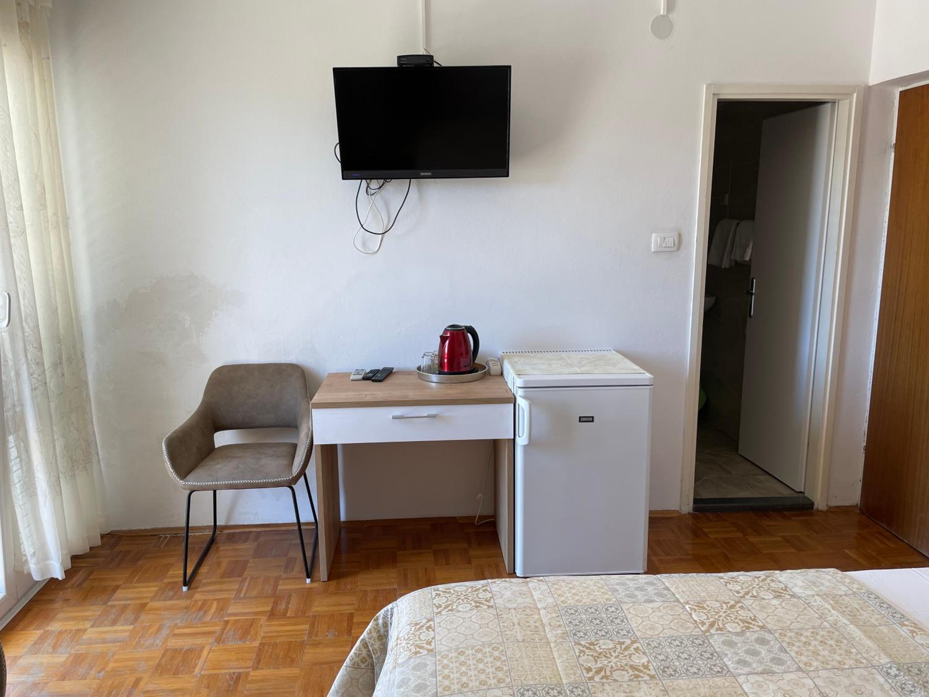 Photo 17