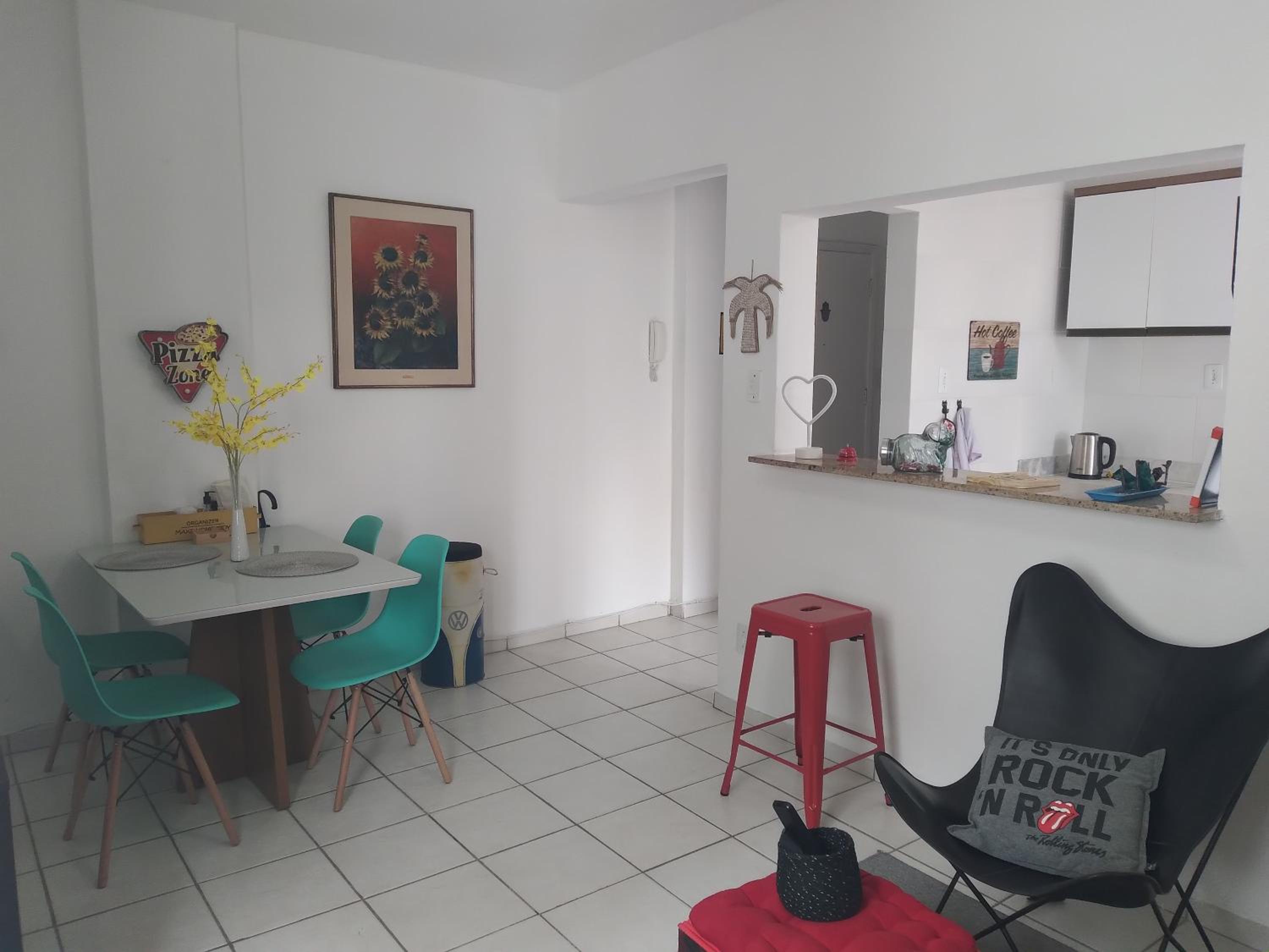 Apartamento lindo, Pet friendly, todo reformado no Canal 1 view 3