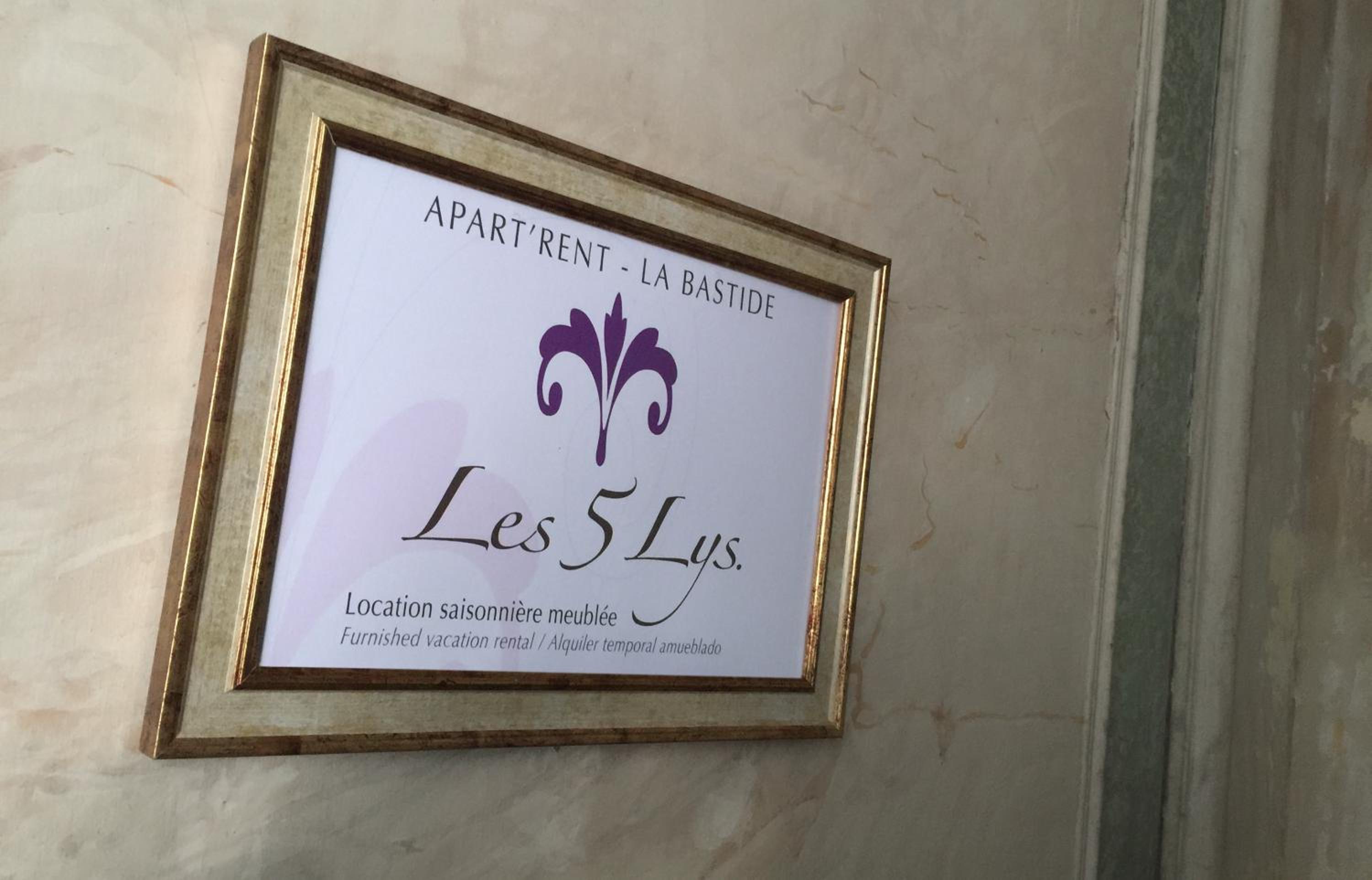 Apartments Les 5 LYS - Quartier La Bastide