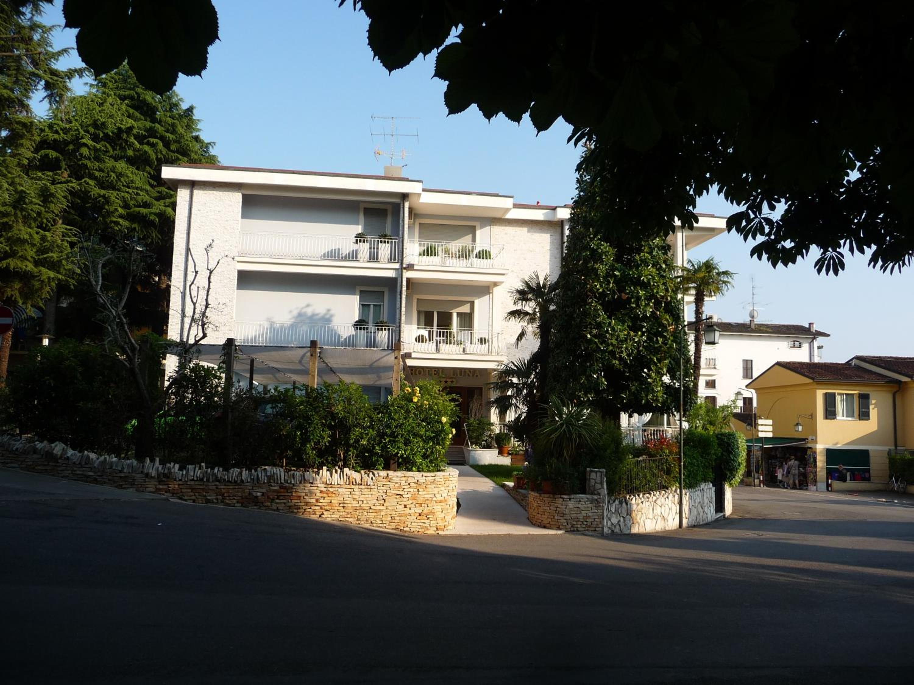 Sirmione Vacations - Hotel Luna - Property Image 9