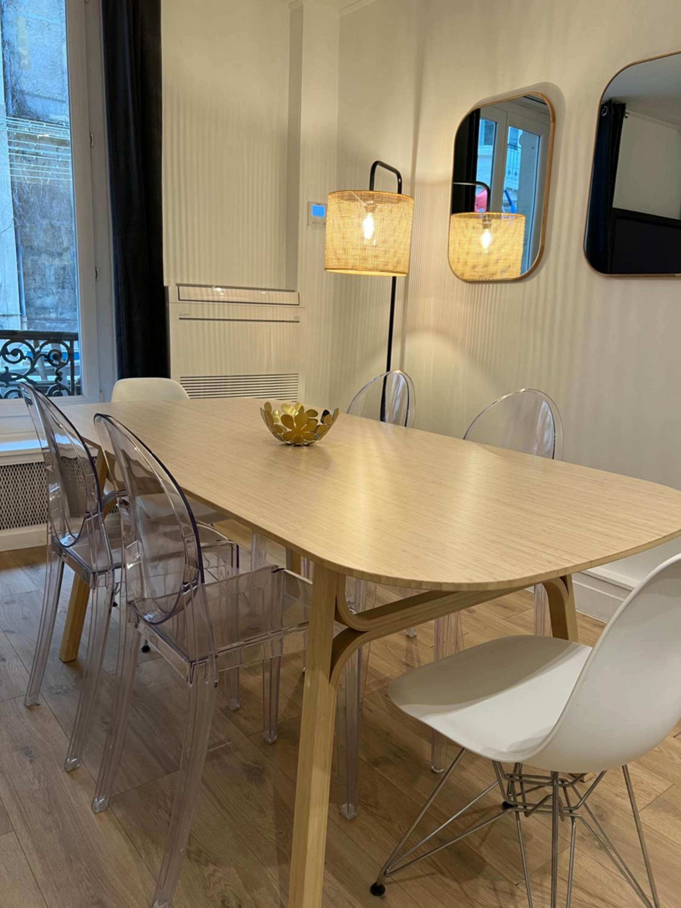 NOTRE DAME - STYLISH APARTMENT