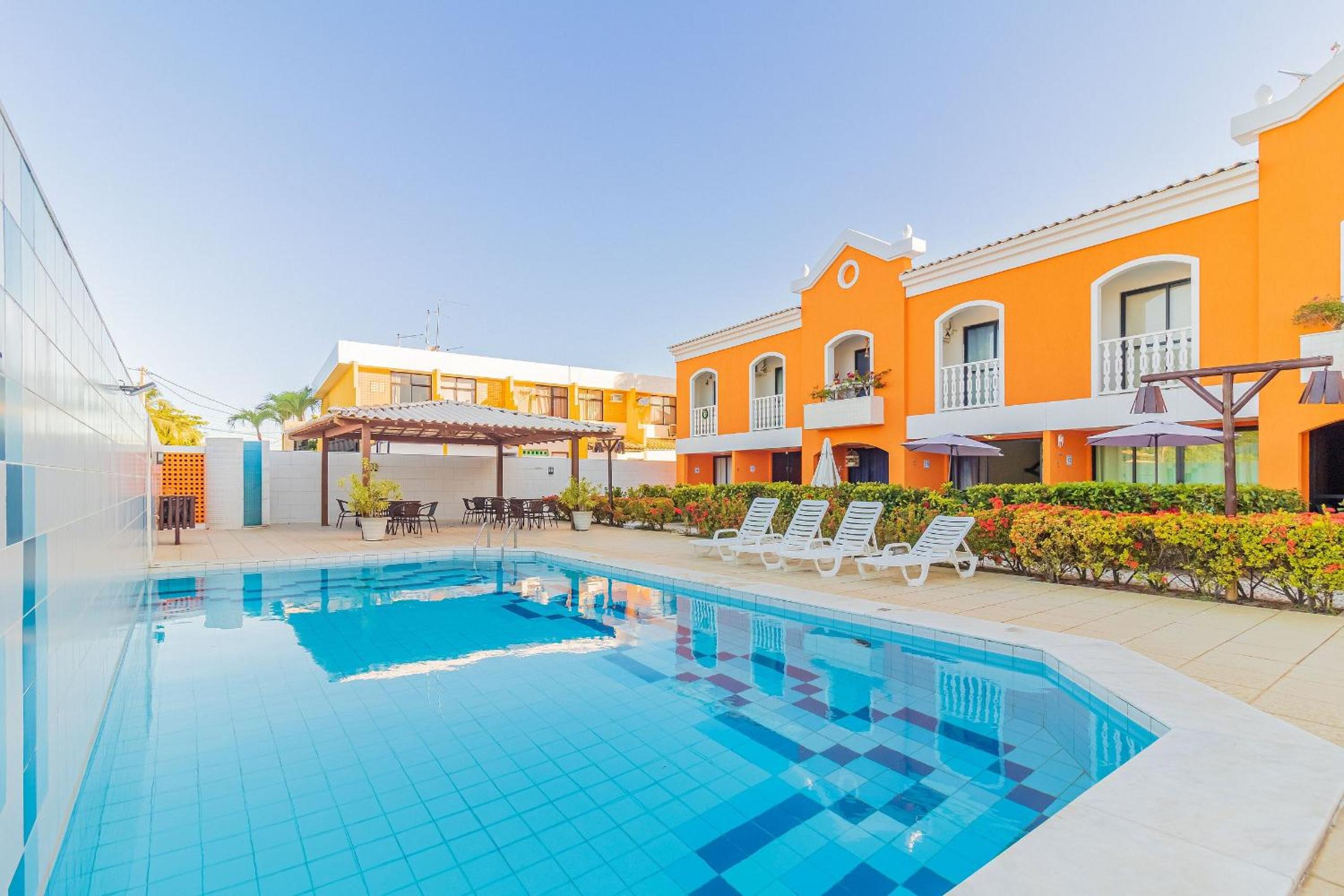 GB39 Apt 2 Quartos Duplex a 50m da Praia - Guarajuba