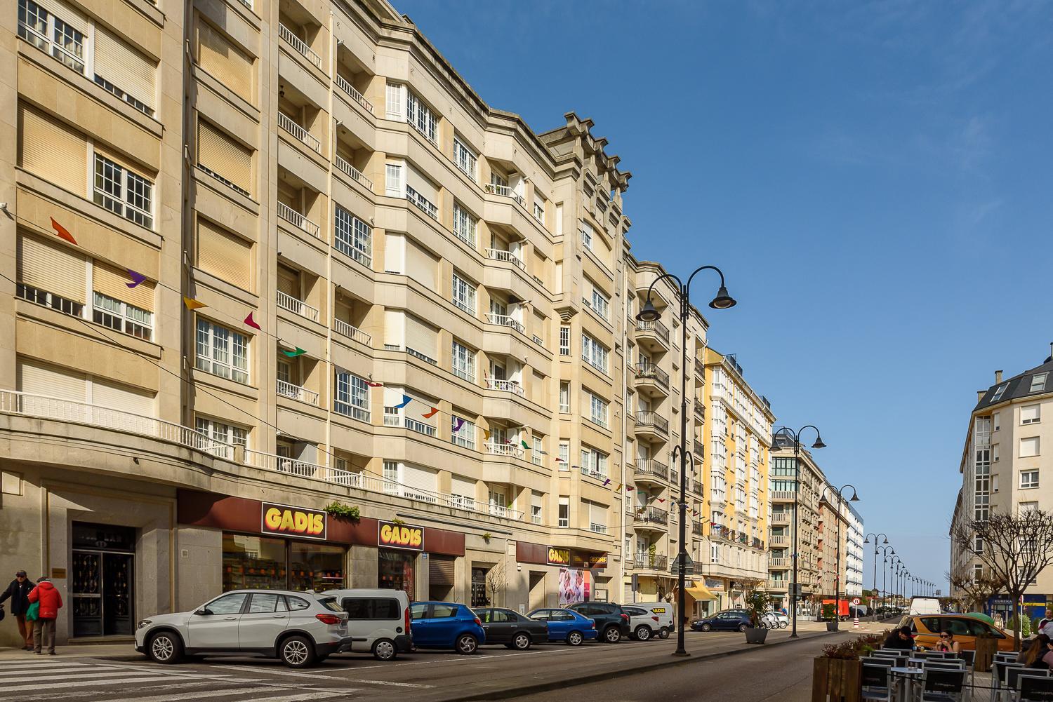 O Faro Apartments