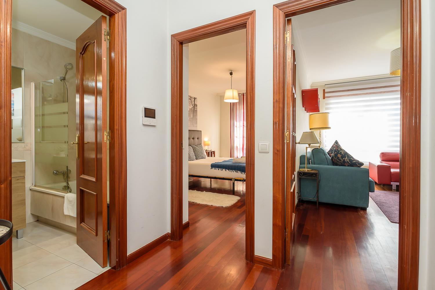 O Faro Apartments