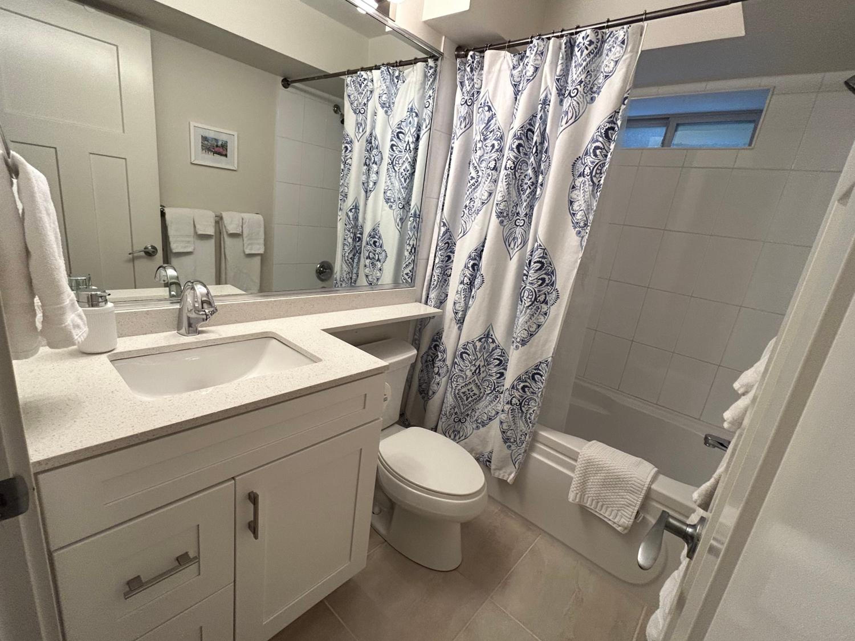 Brand New 2 Brdm Suite - New House
